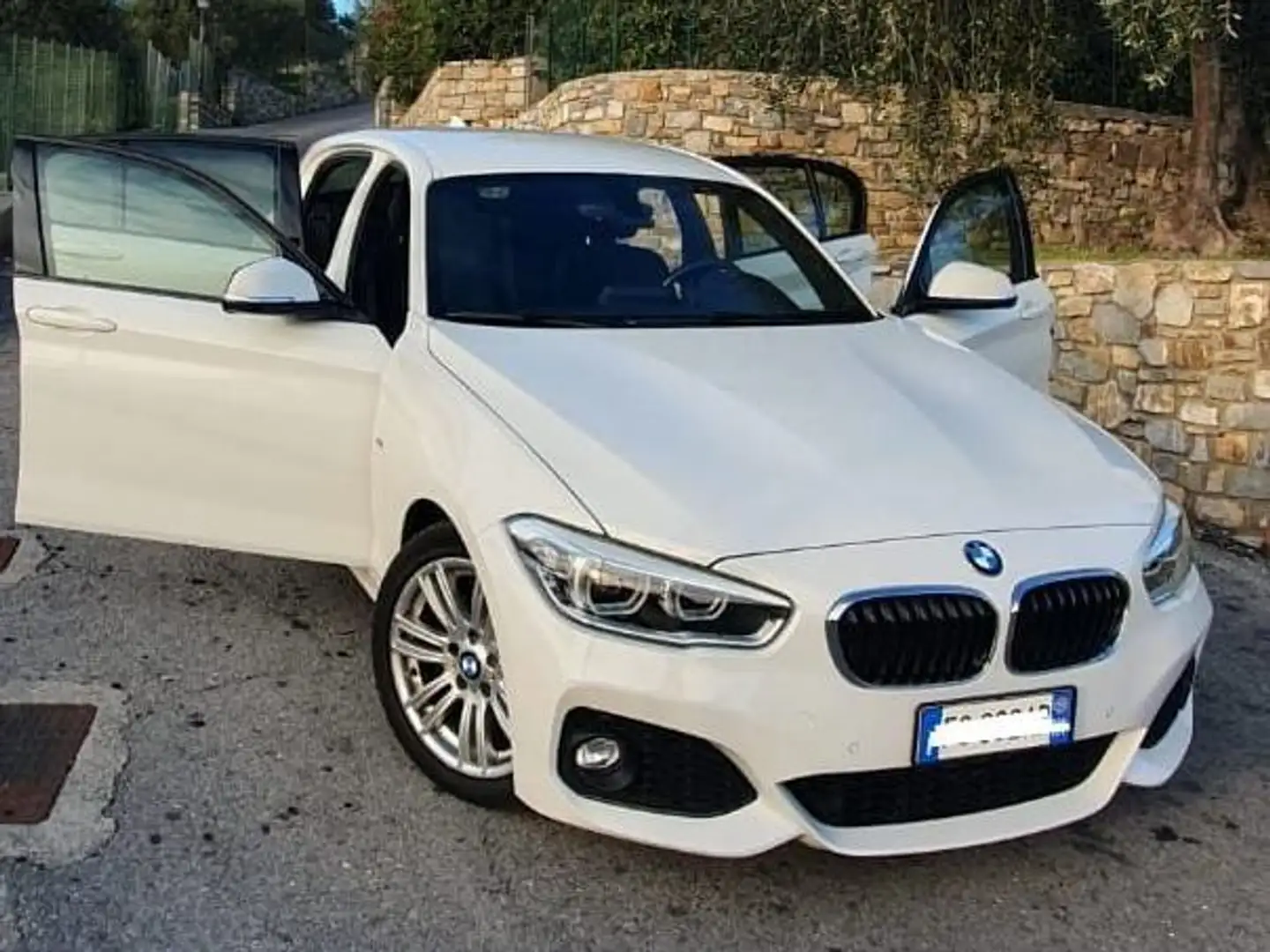 BMW 120 Serie 1 F/20-21 2015 120d 5p M-sport auto Bianco - 2