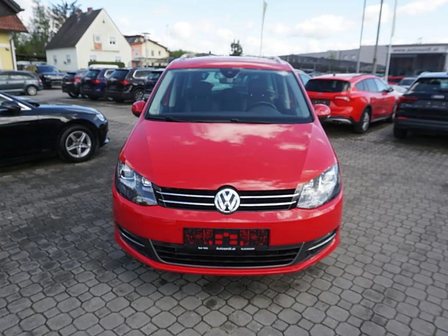 Volkswagen Sharan Highline SCR 2,0 TDI DSG *XENON+NAVI+KAMERA* Roşu - 2