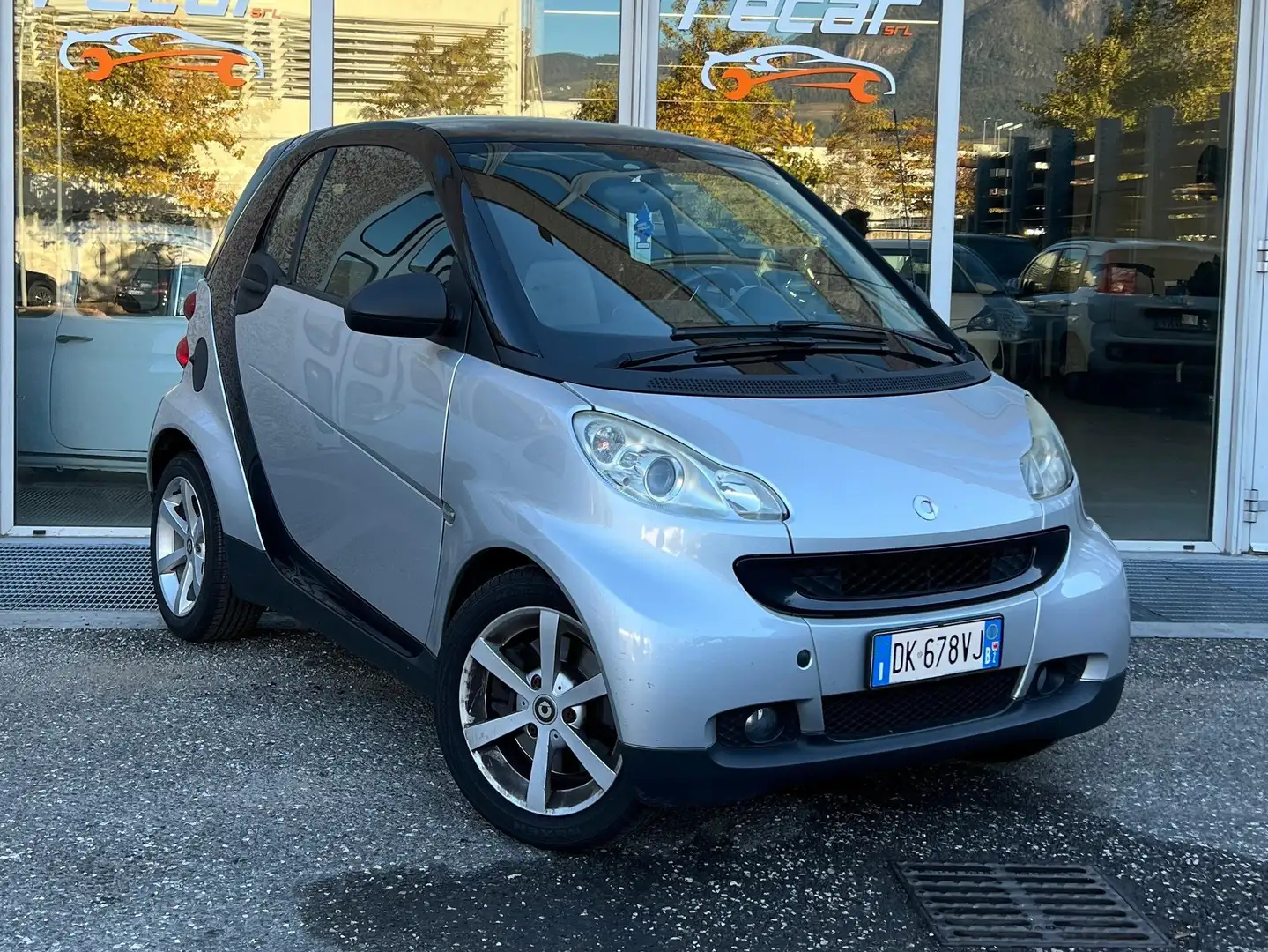 smart forTwo Fortwo 1.0 Pure 71cv Argento - 2
