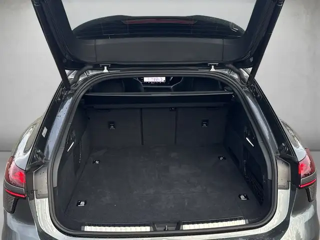 Audi A6 view 5