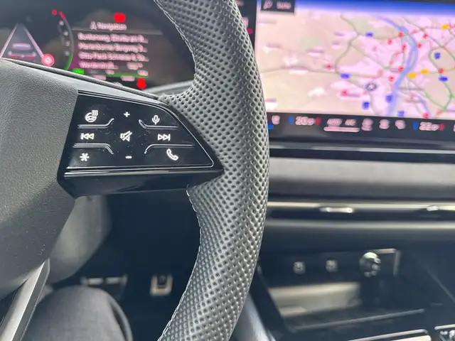 Audi A6 view 14