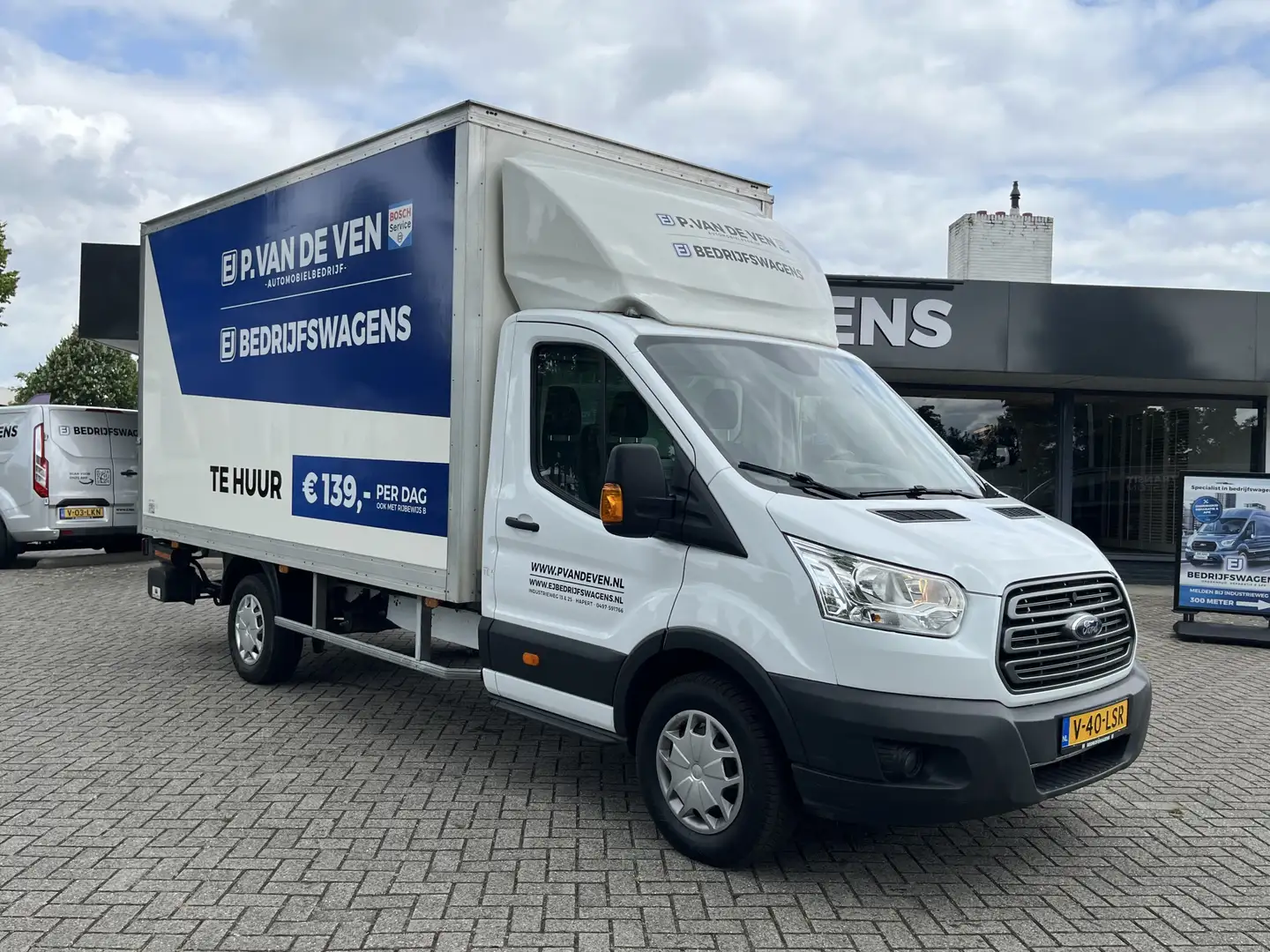 Ford Transit 350 2.0 TDCI L4H1 Trend Bakwagen + Laadklep 130pk/ Wit - 1
