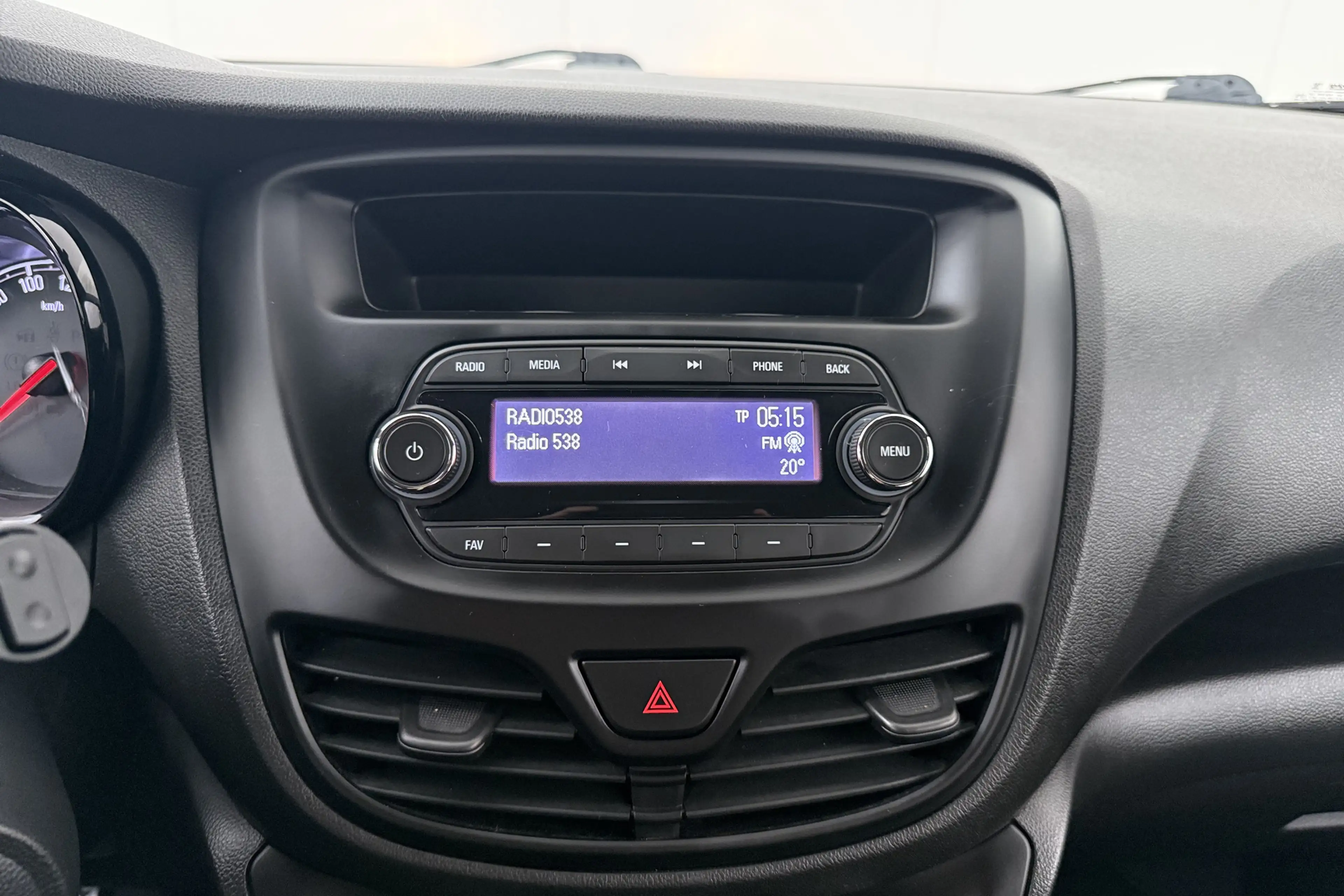 Opel Karl 1.0 ecoFLEX Edition Cruise Airco Bluetooth — photo 18