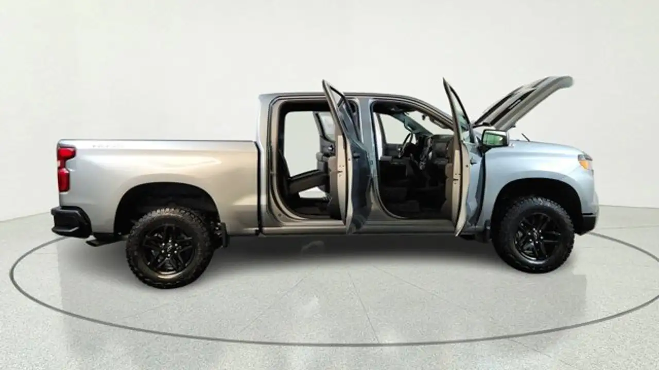 Chevrolet Silverado 1500 снимка Chevrolet Silverado 1500