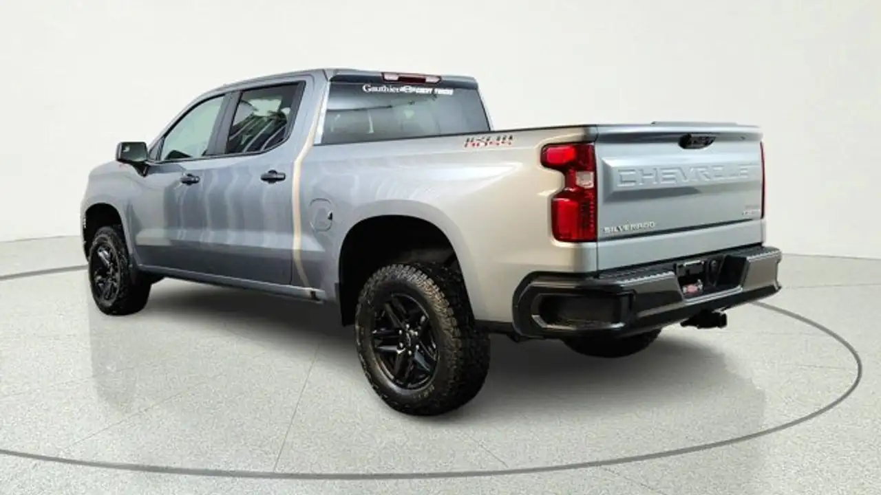 Chevrolet Silverado 1500 снимка Chevrolet Silverado 1500