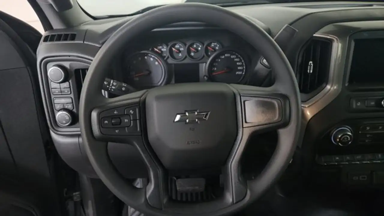 Chevrolet Silverado 1500 снимка Chevrolet Silverado 1500