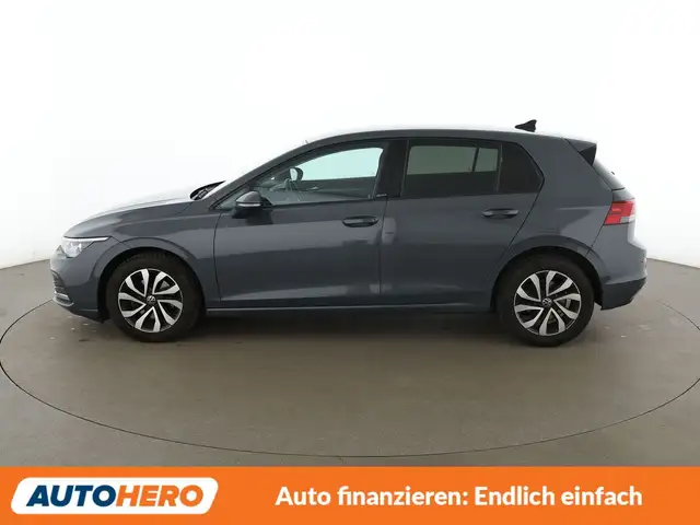Volkswagen Golf view 3