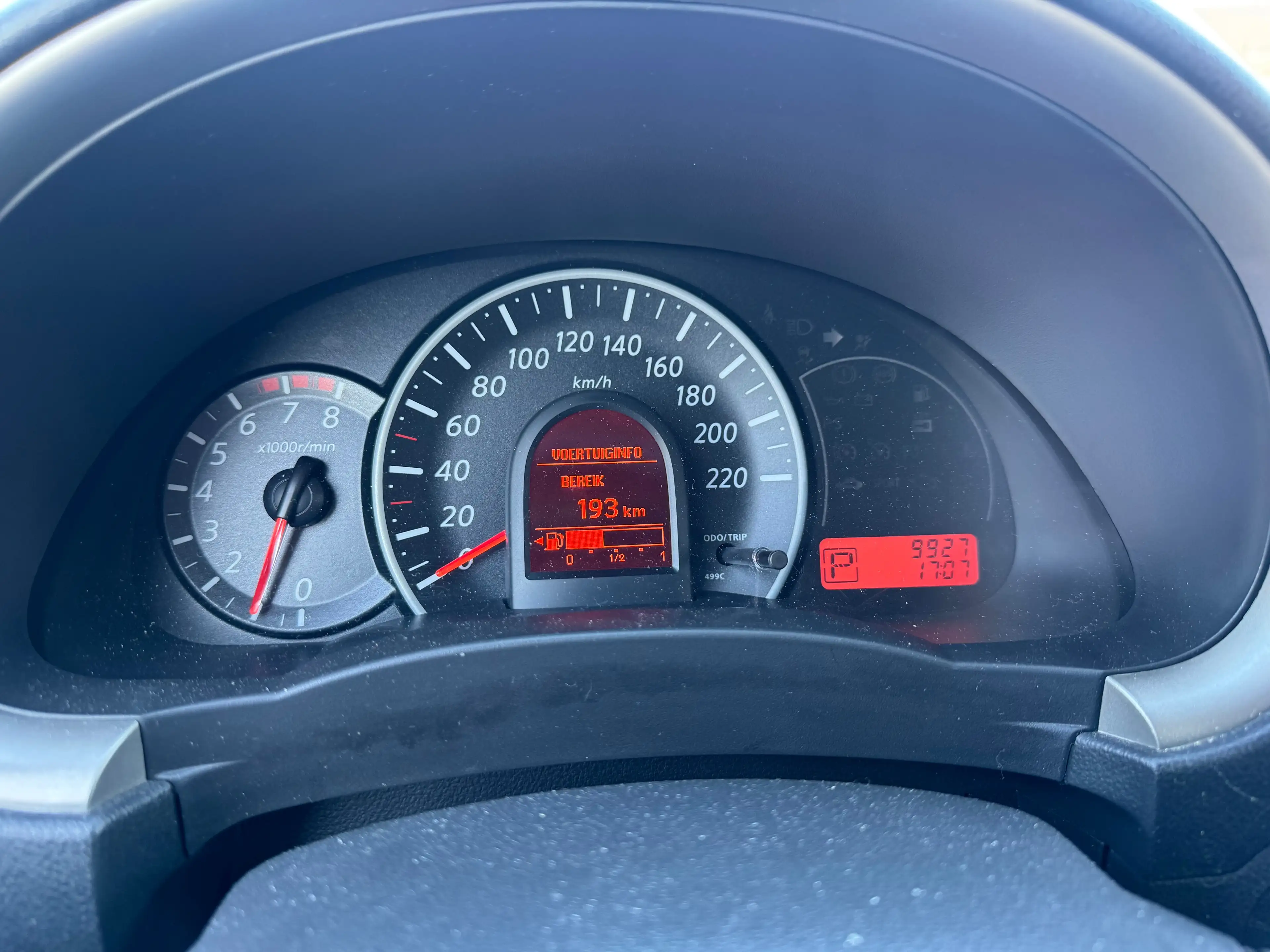 Nissan Micra Micra 1.2i Acenta CVT — photo 11