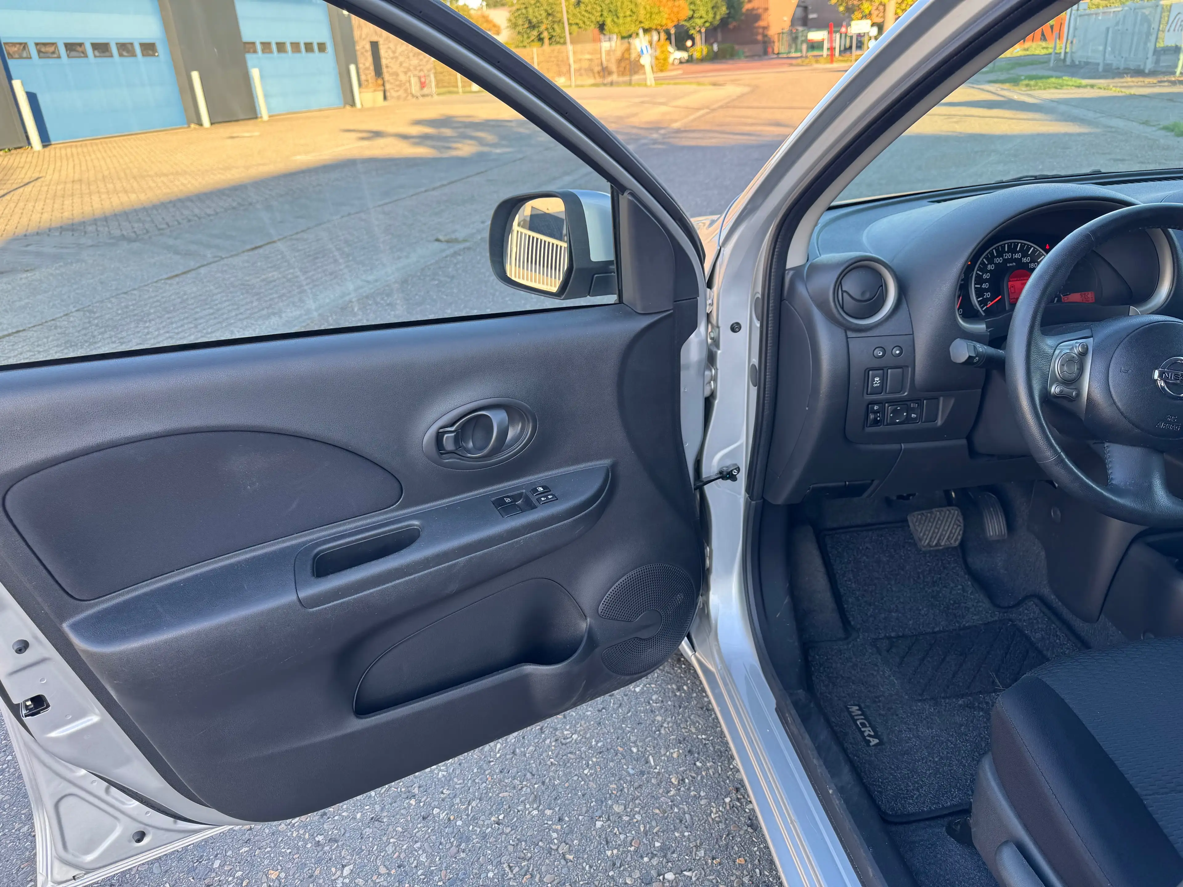 Nissan Micra Micra 1.2i Acenta CVT — photo 7