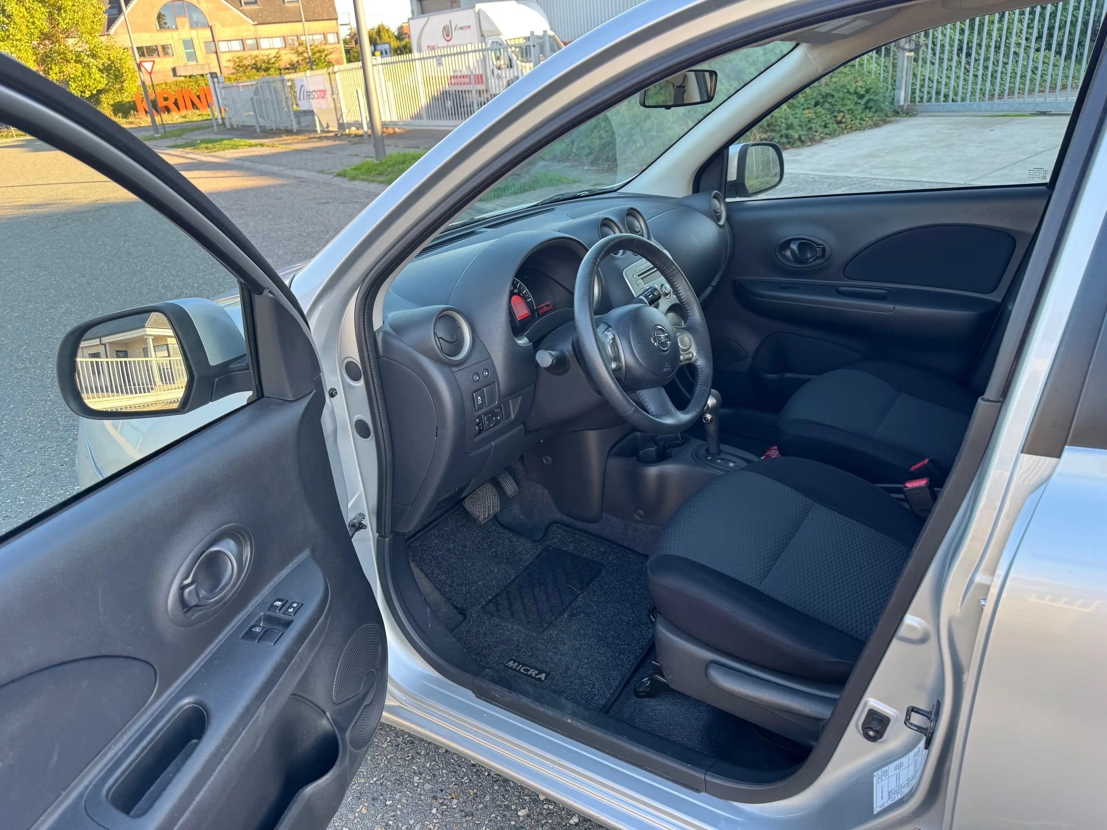Nissan Micra Micra 1.2i Acenta CVT — photo 5