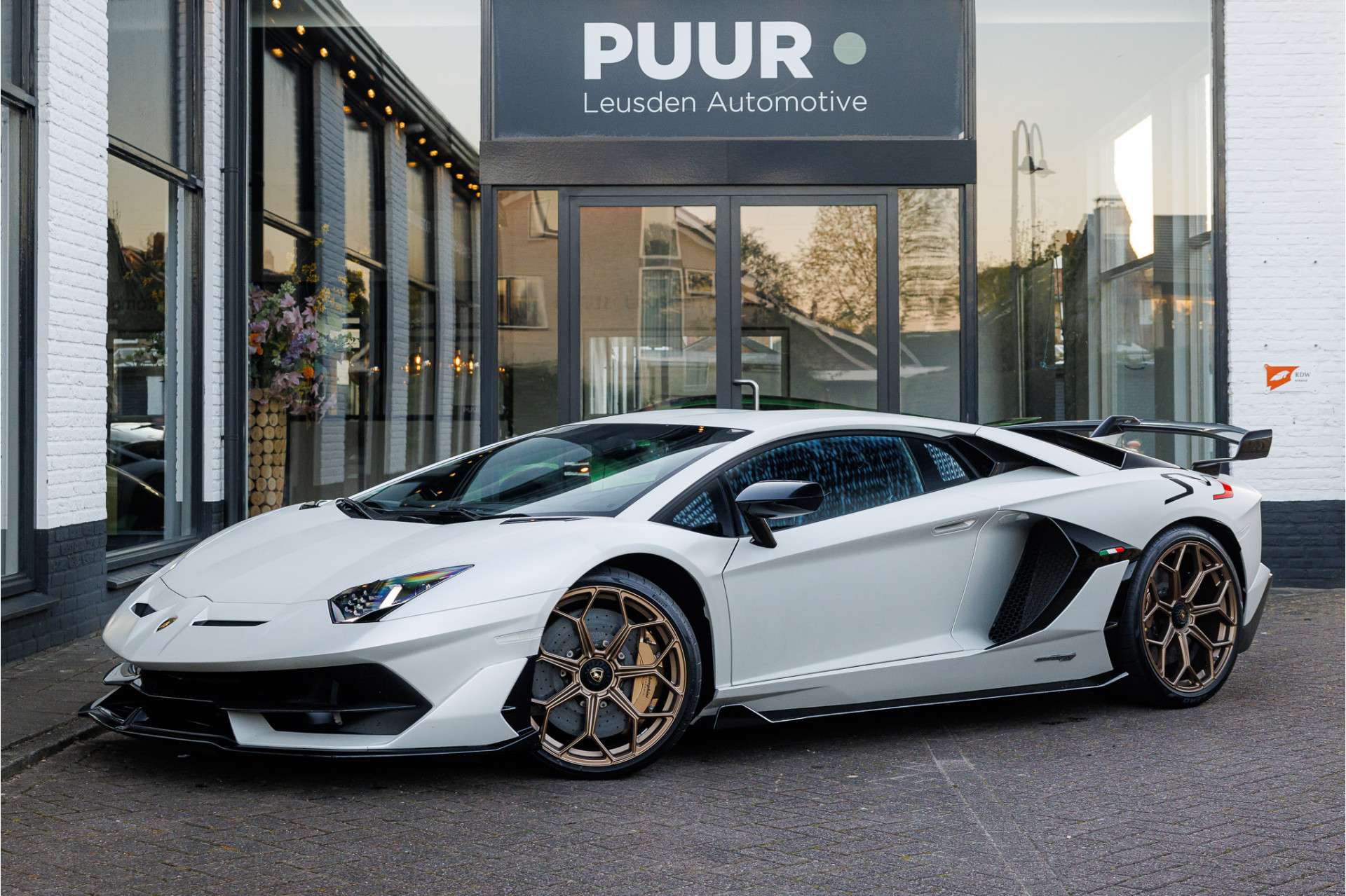 Lamborghini Aventador