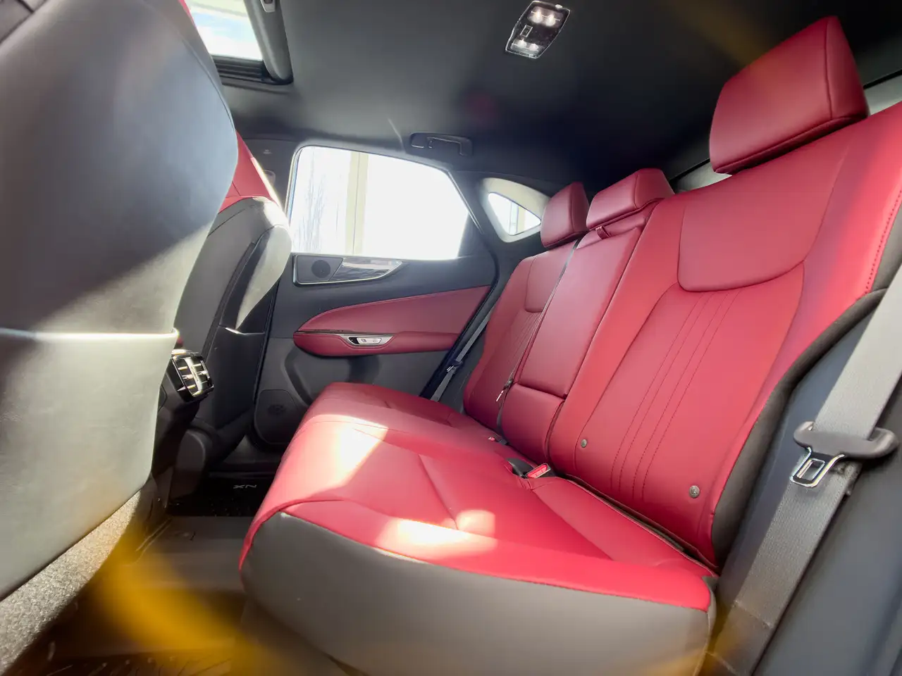 Lexus NX снимка Lexus NX