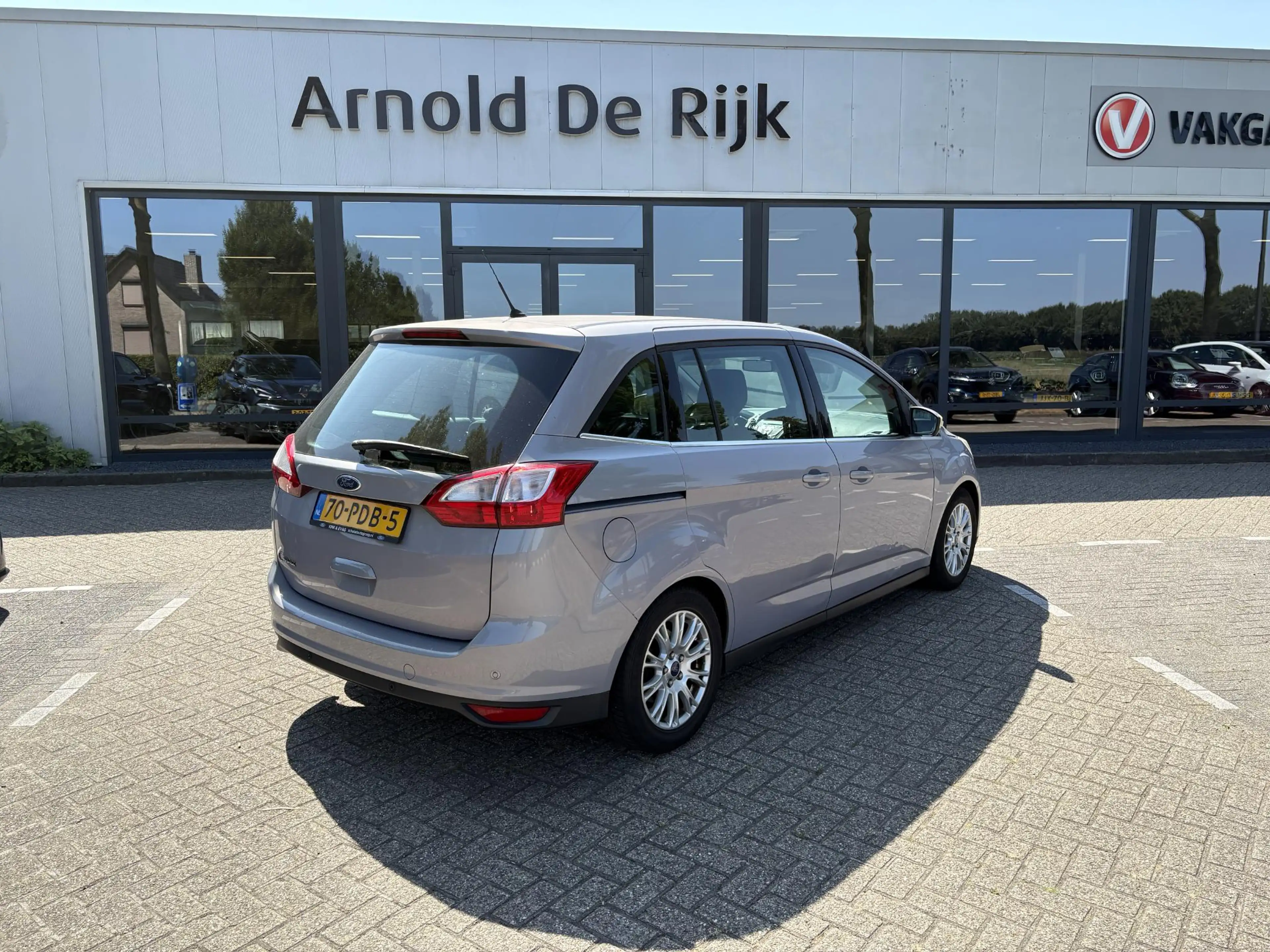 Ford Grand C-Max 1.6 EcoBoost Titanium 7p. — photo 3