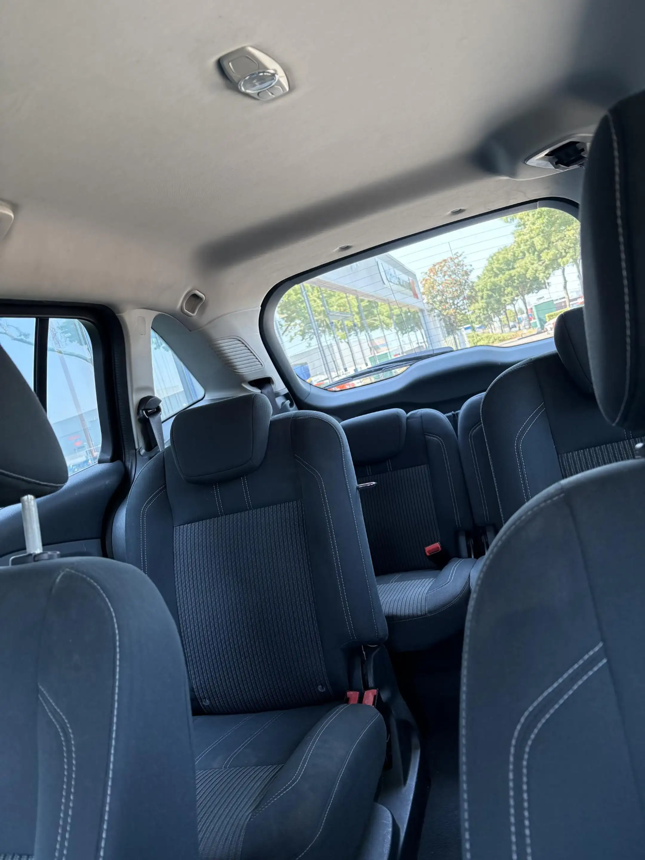 Ford Grand C-Max 1.6 EcoBoost Titanium 7p. — photo 14