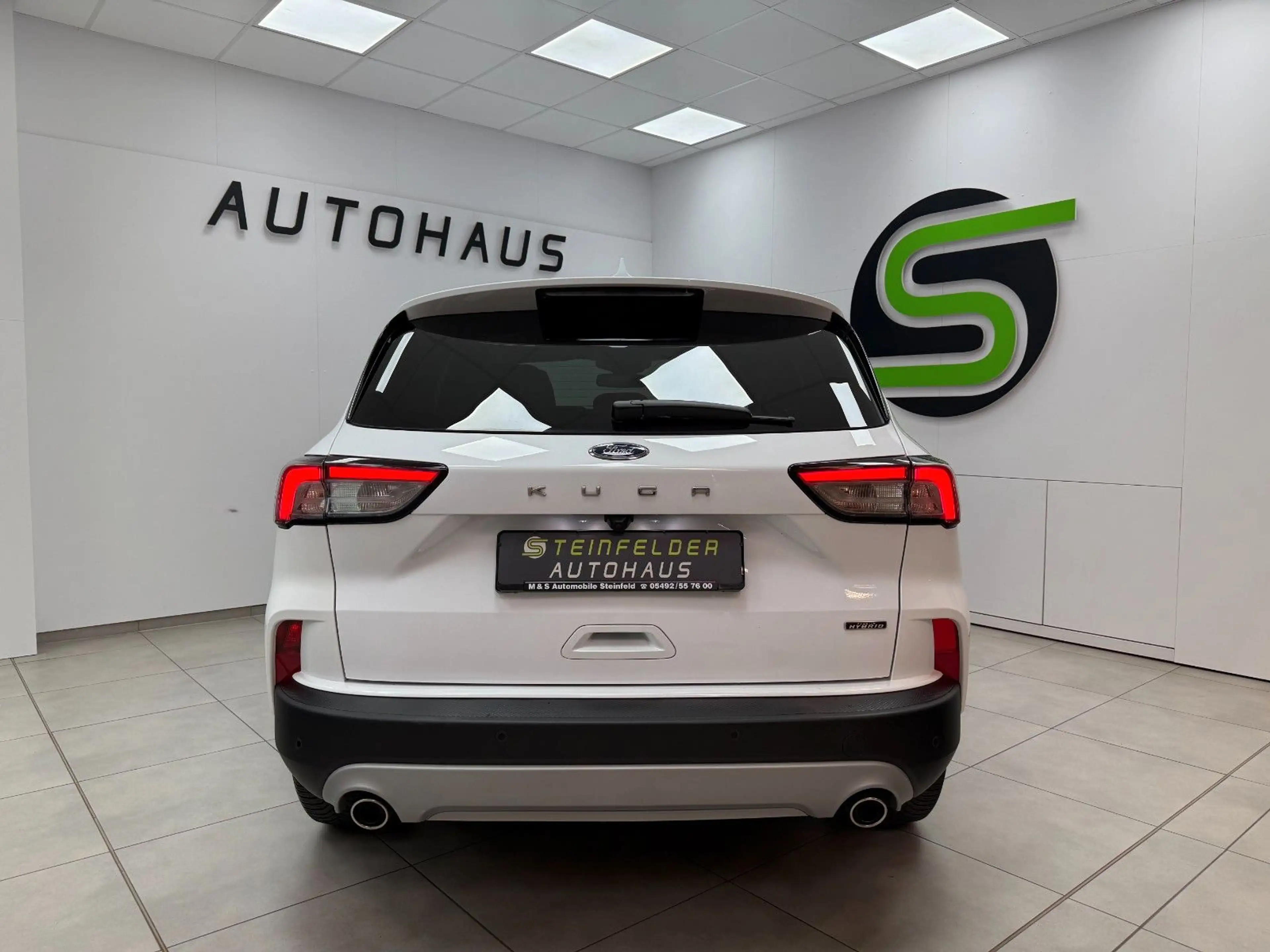 Ford Kuga Plug-In Hybrid Titanium X / ACC / B&O — photo 6