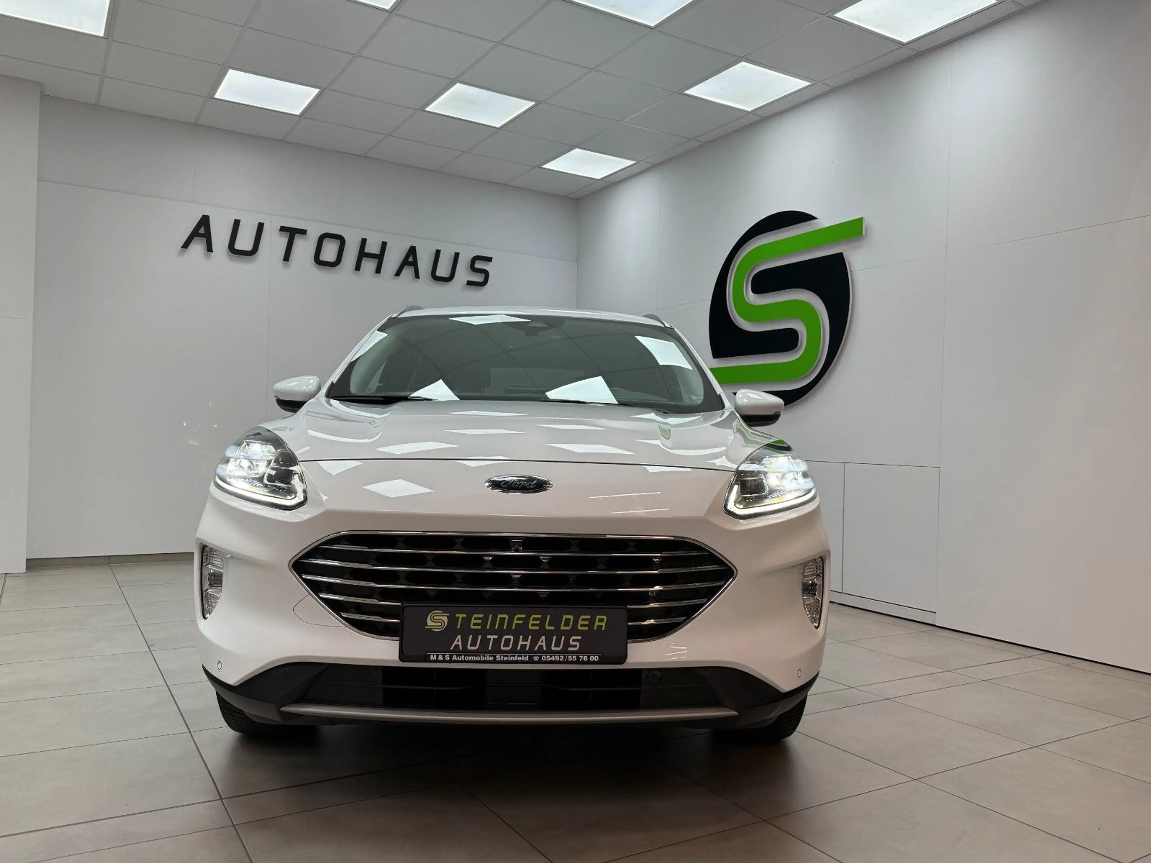 Ford Kuga Plug-In Hybrid Titanium X / ACC / B&O — photo 2