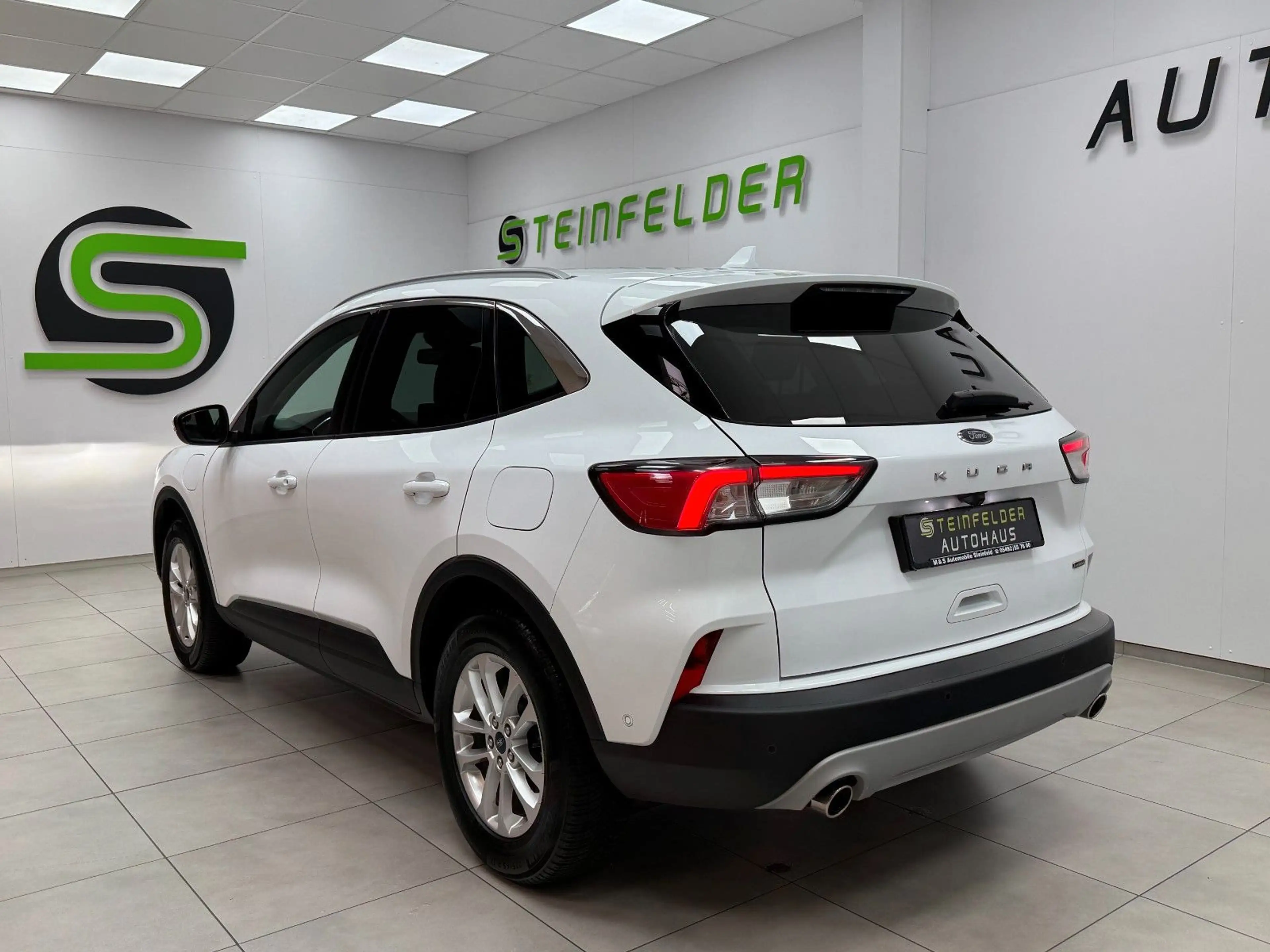 Ford Kuga Plug-In Hybrid Titanium X / ACC / B&O — photo 5