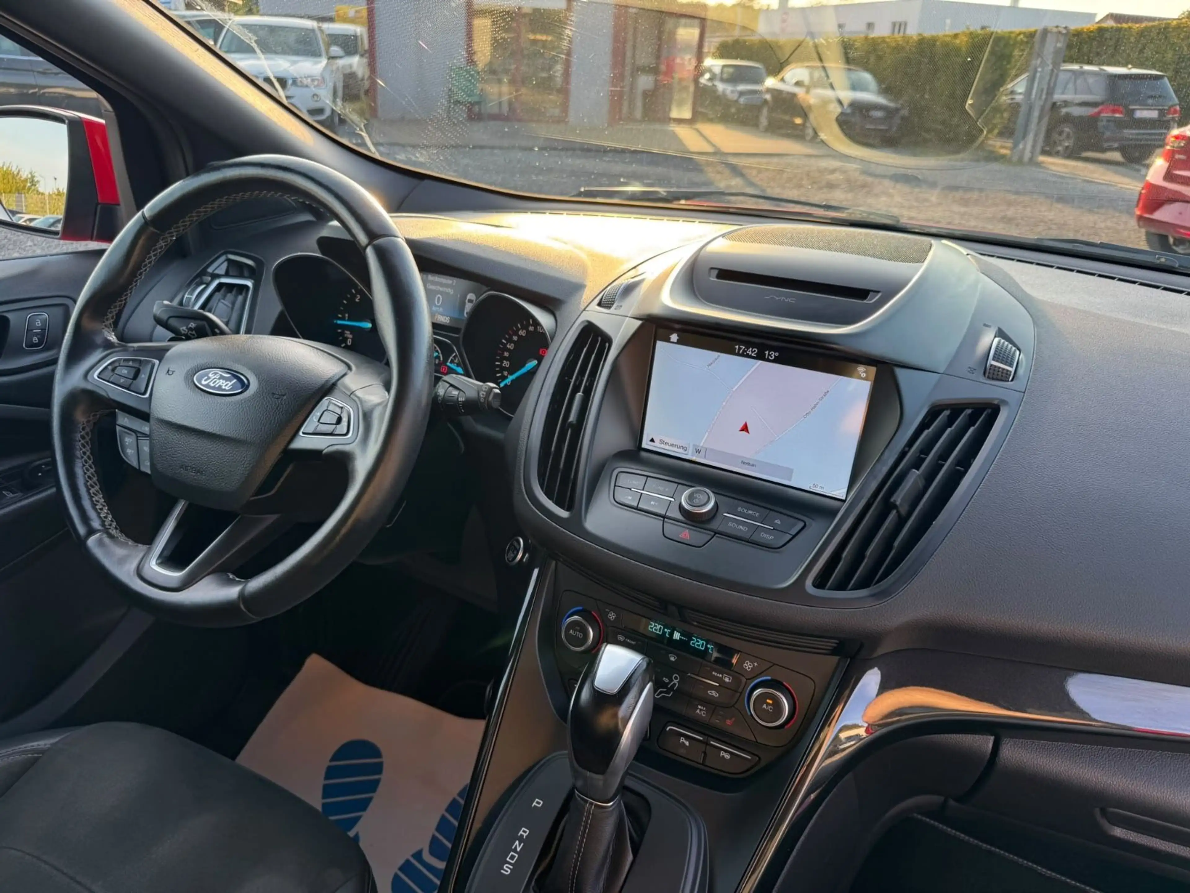 Ford Kuga ST-Line 4x4 Aut. Xenon Navi Kamera Winterpa — photo 10