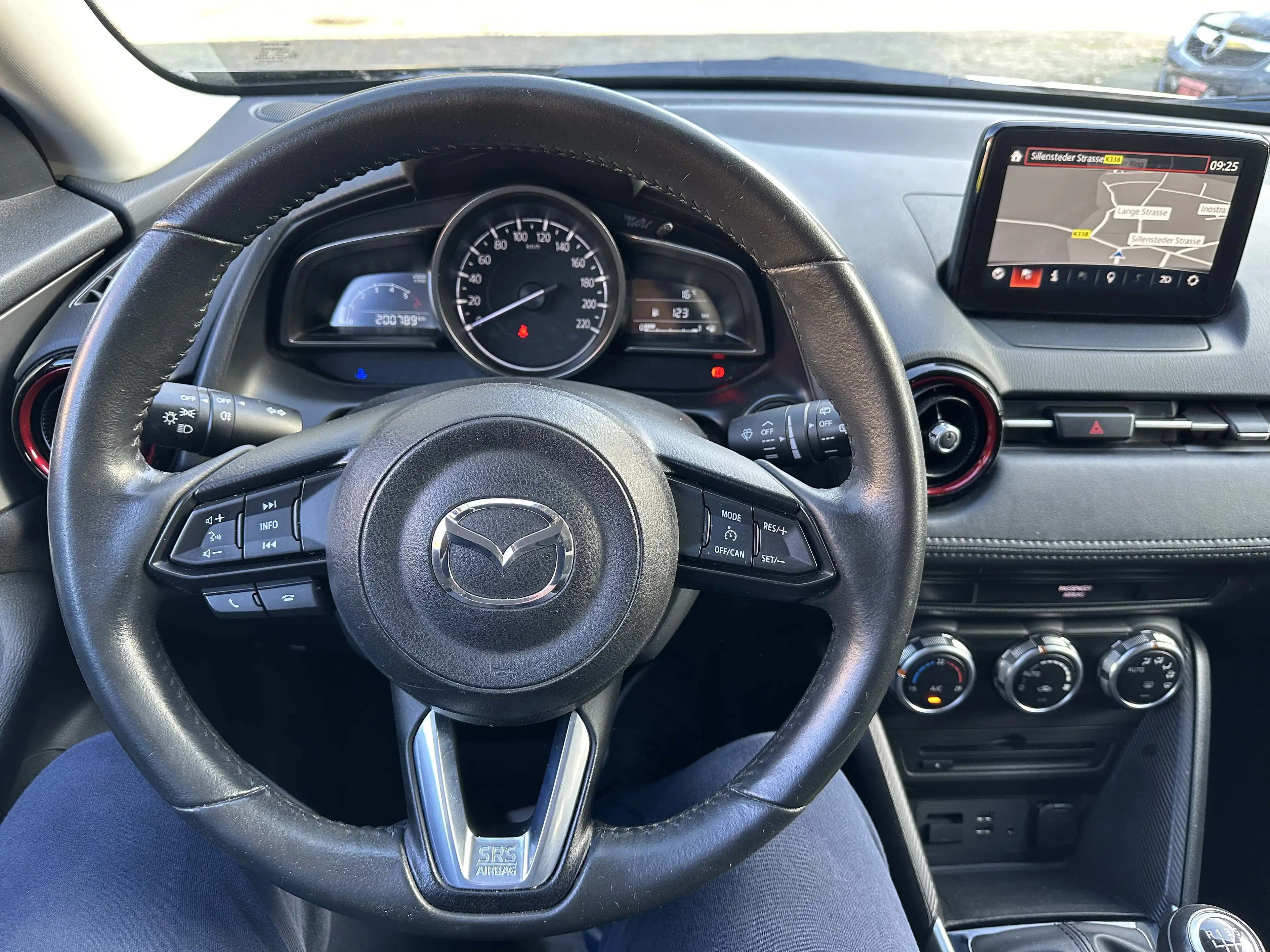 Mazda CX-3 1.5 SKYACTIVE D — photo 11