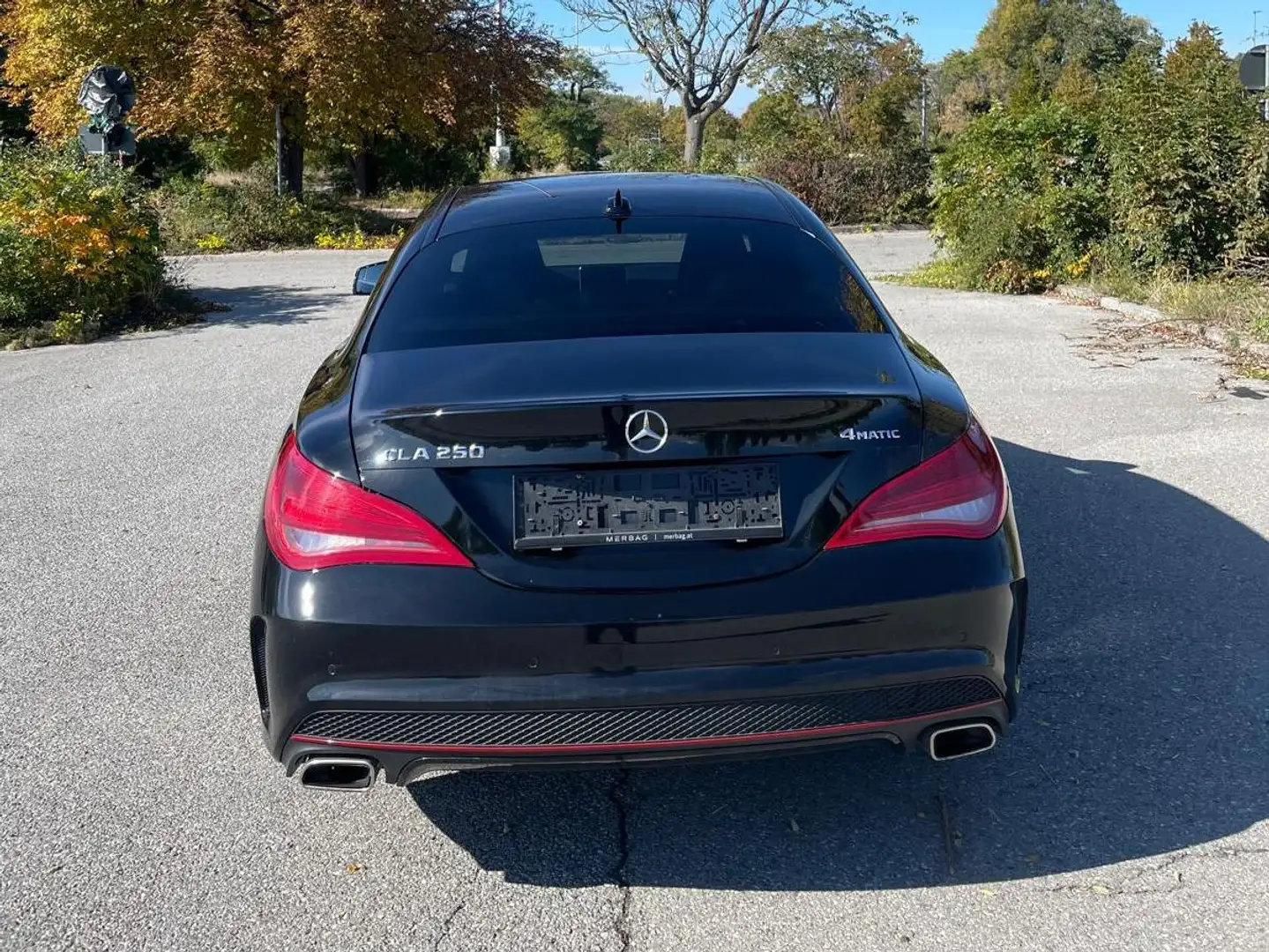 Mercedes-Benz CLA 250 CLA 250 4Matic Sport (117.346) Schwarz - 2