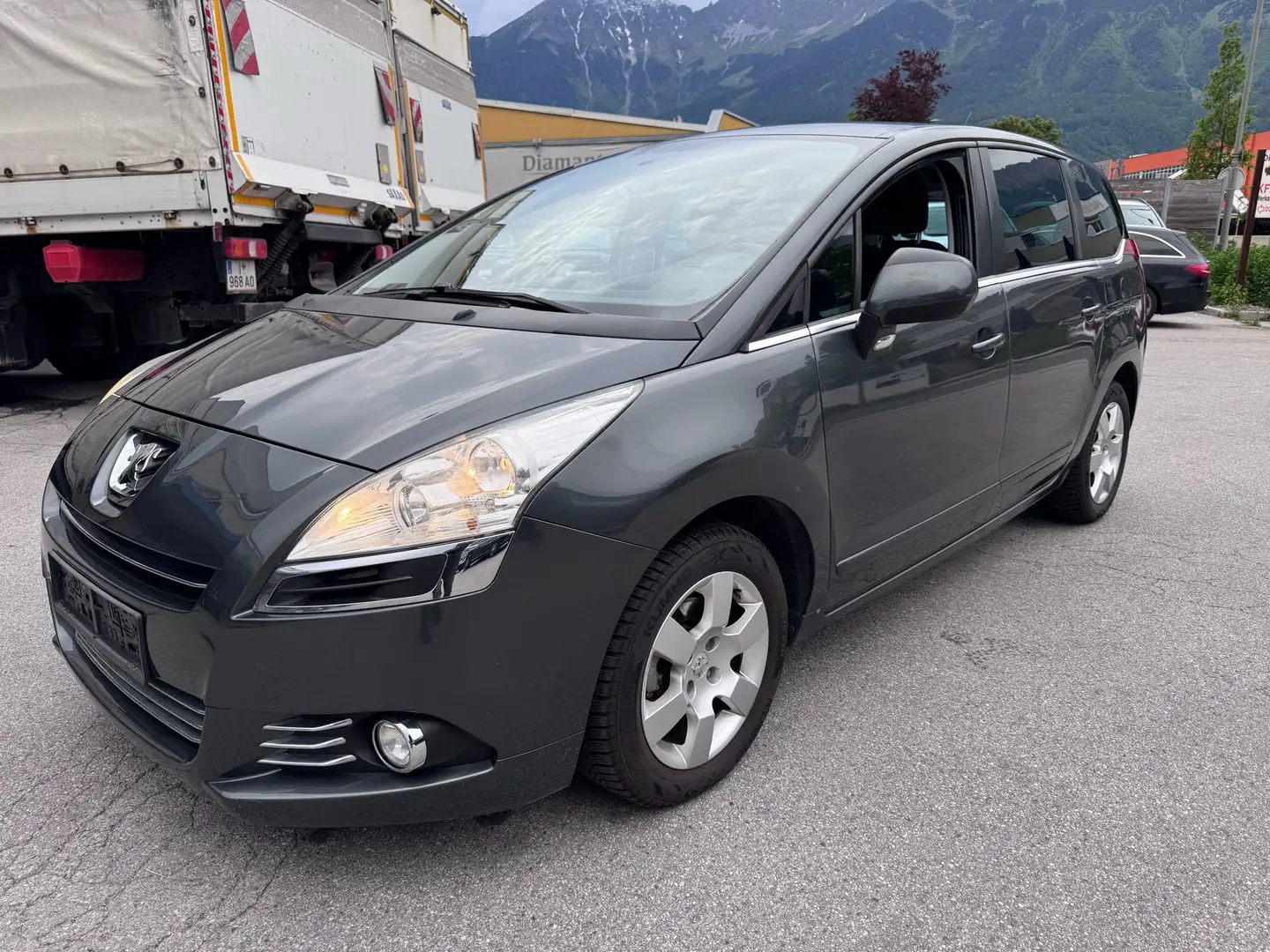 Peugeot 5008 1,6 HDI Comfort FAP - 1