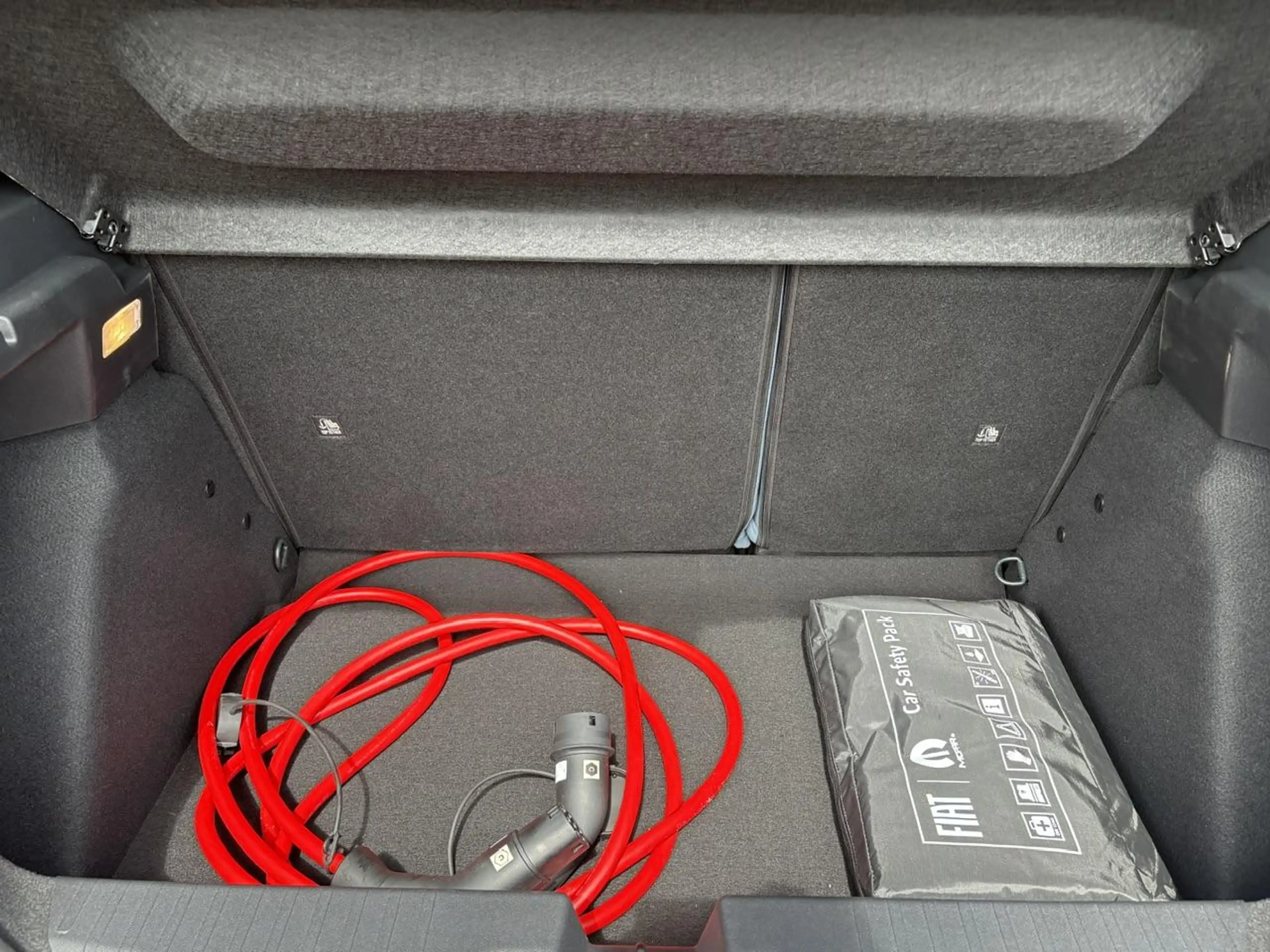 Fiat Grande Panda La Prima 44 kWh | 320 Km WLTP | Cruise Control | L — photo 7
