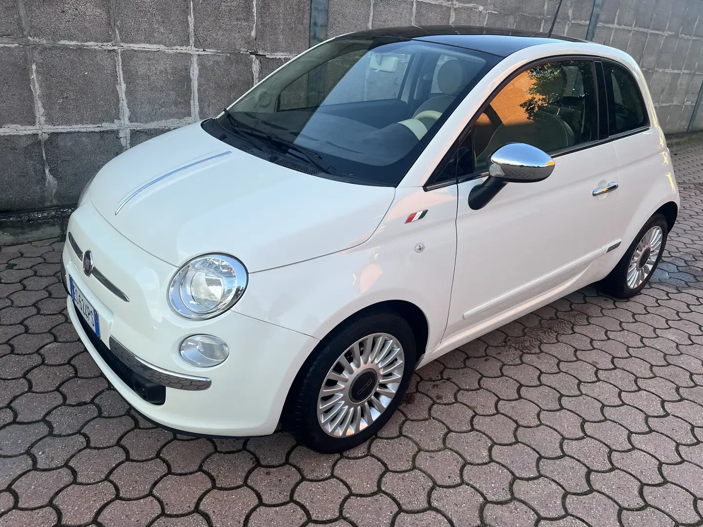 Fiat 500 1.2 easypower Lounge Gpl 69cv GPL 2034 Bianco - 1
