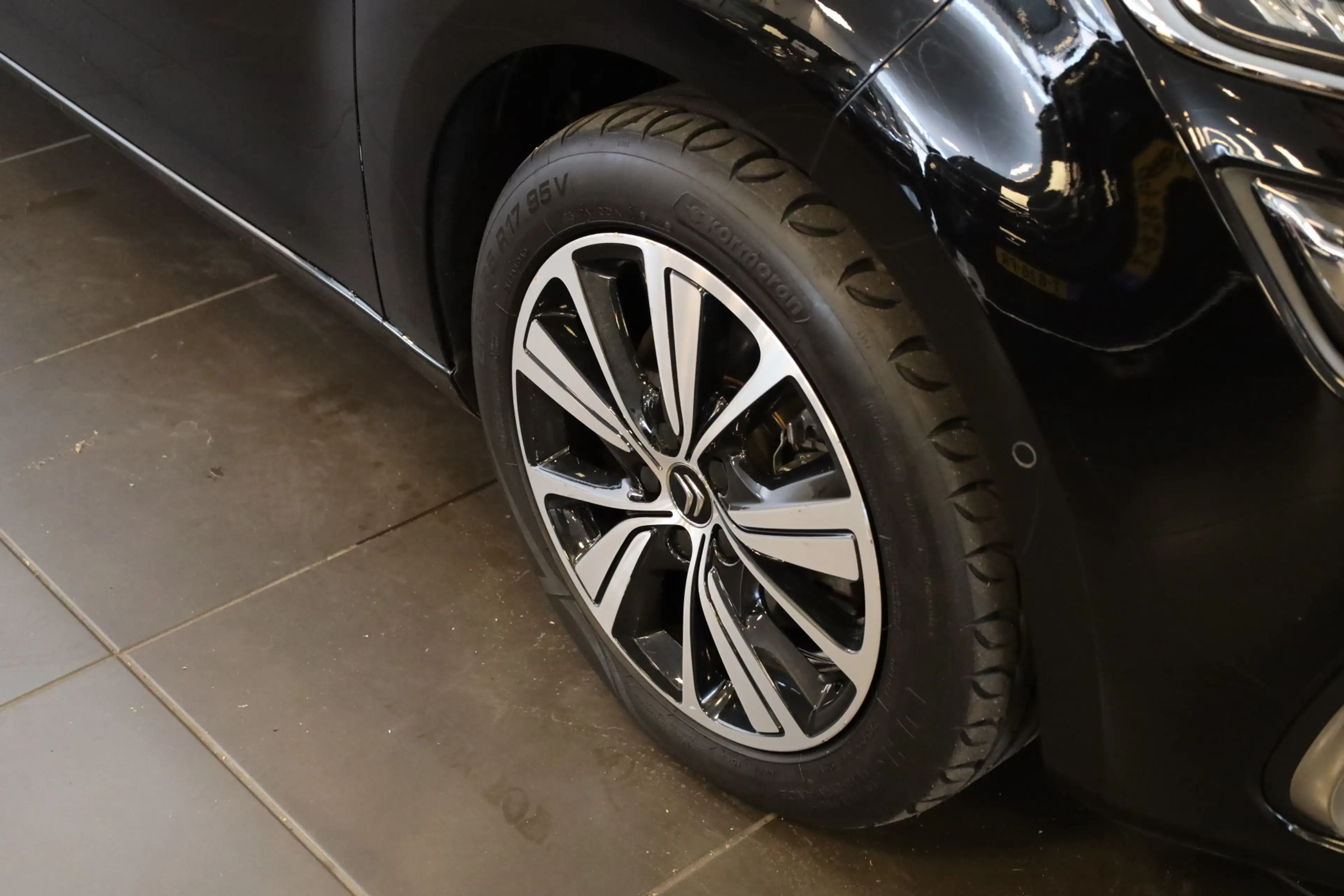 Citroen Grand C4 Picasso 1.6 e-THP Shine Automaat-6 Xenon | Elektr a klep | — photo 3