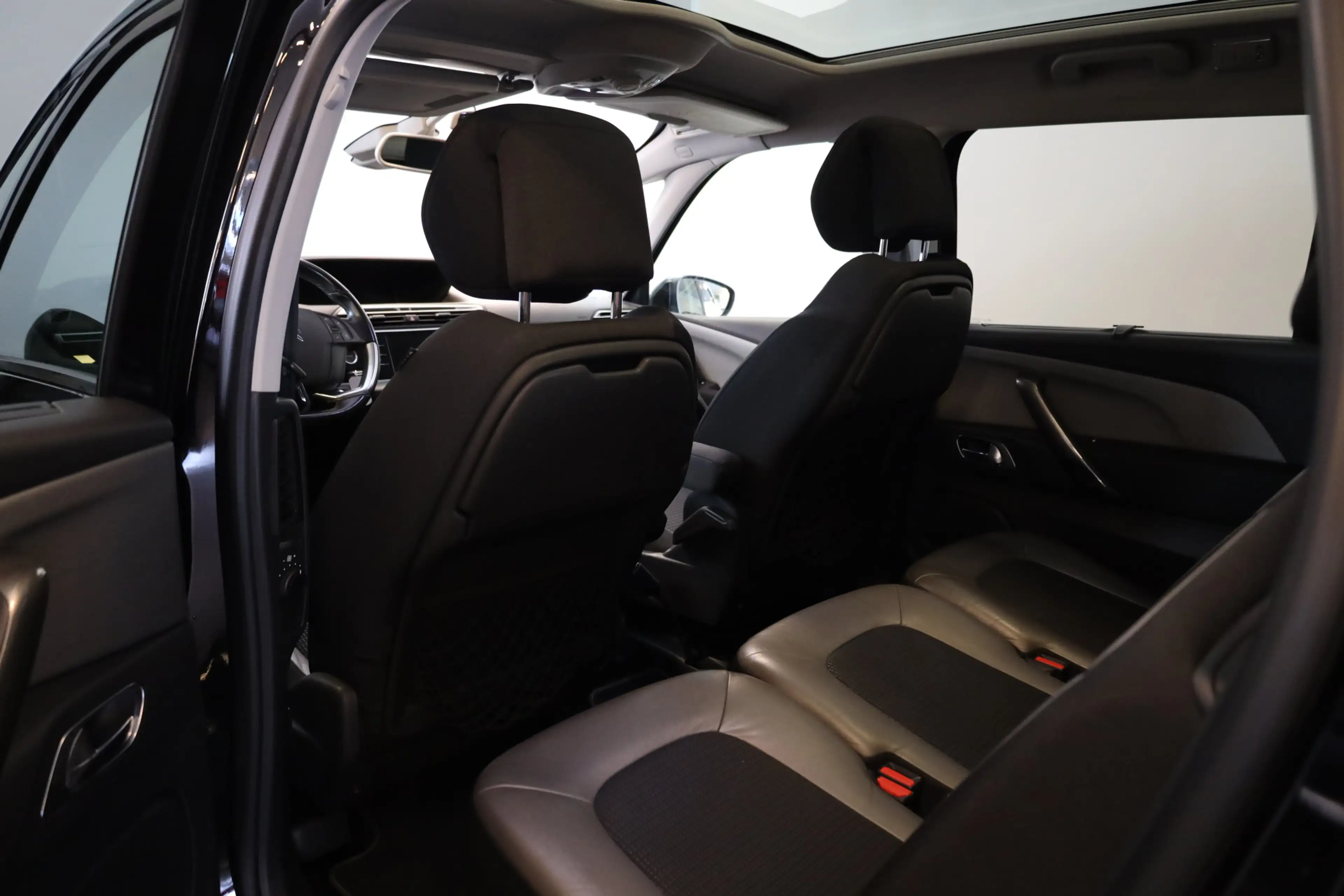 Citroen Grand C4 Picasso 1.6 e-THP Shine Automaat-6 Xenon | Elektr a klep | — photo 11