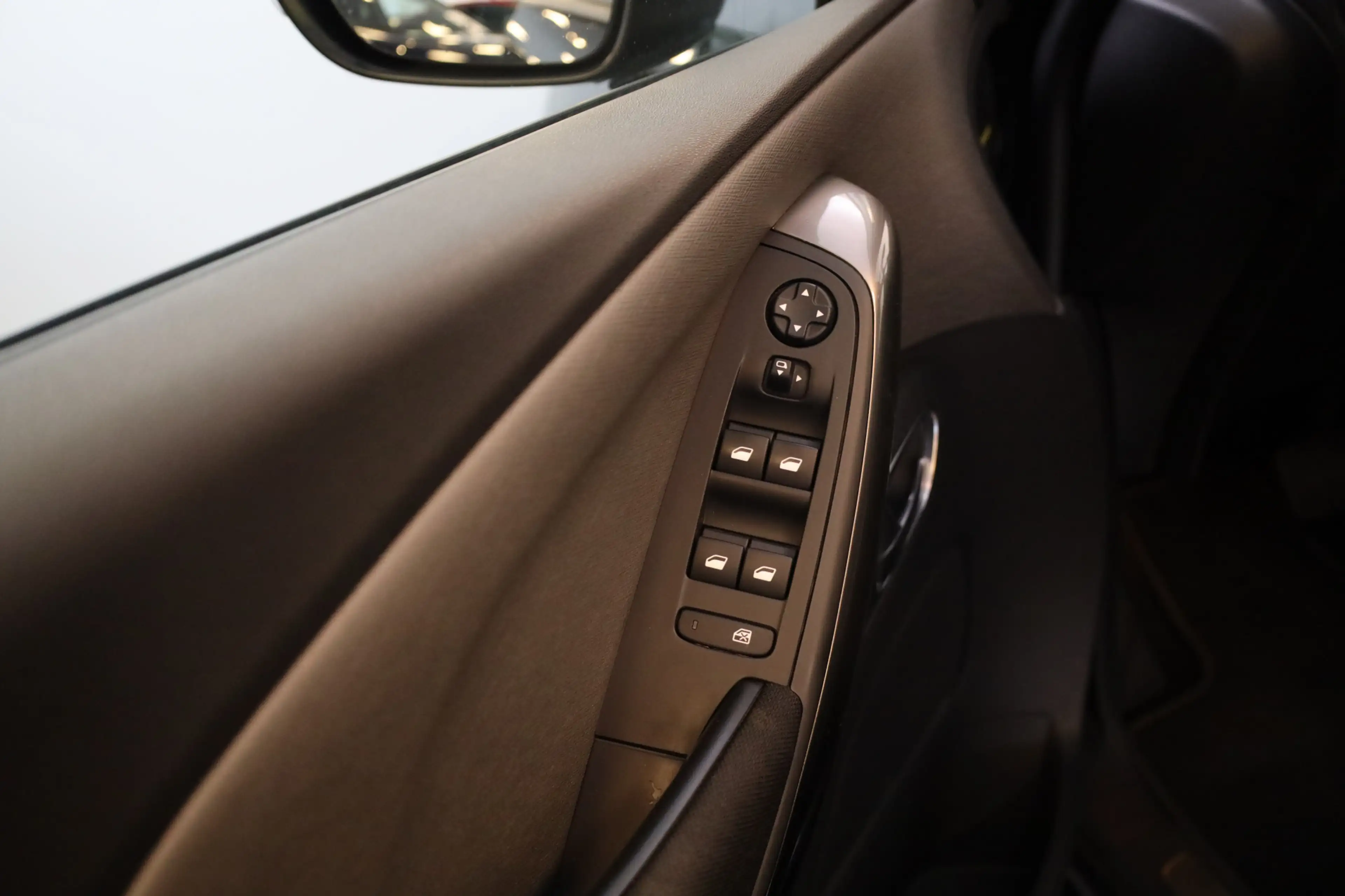 Citroen Grand C4 Picasso 1.6 e-THP Shine Automaat-6 Xenon | Elektr a klep | — photo 13
