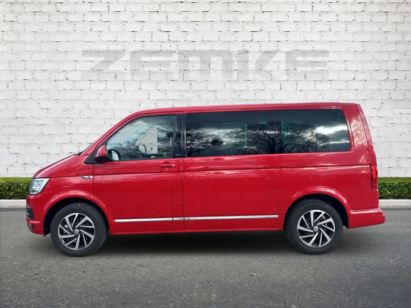 Volkswagen T6 Multivan 2.0 TDI DSG 4Motion Comfortline StandHZG AHK-abneh Rot - 2