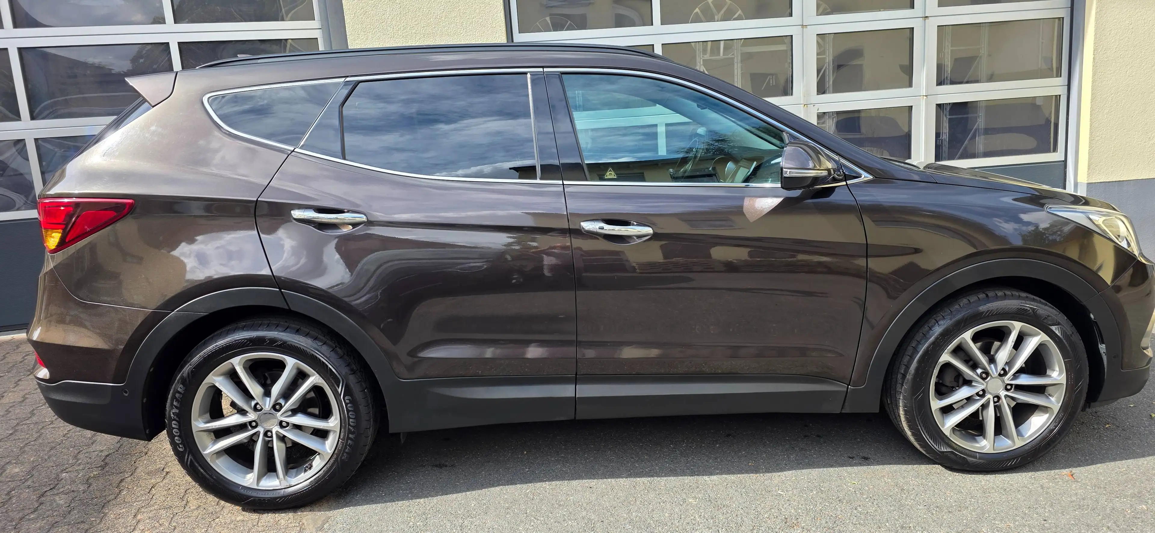 Hyundai SANTA FE blue Premium 4WD*1Hand*Garantie*Voll Ausstatt — photo 4