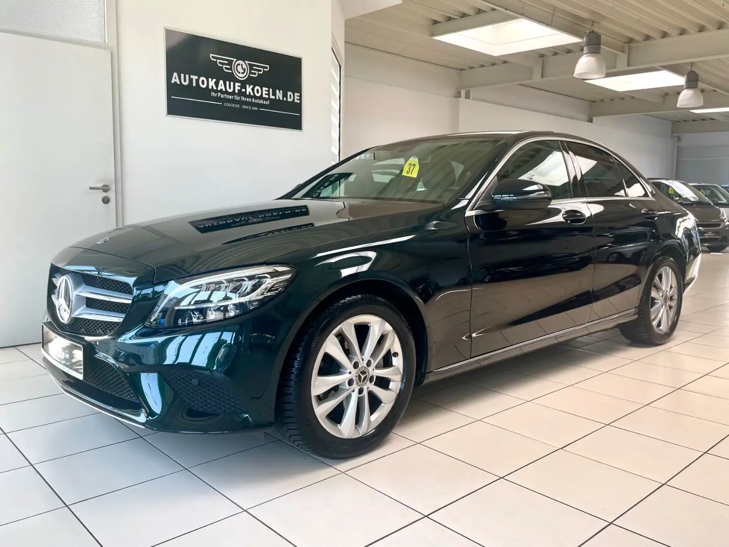 Mercedes-Benz C 180 CGI Avantgarde/Navi/LED/Teilleder/Alus Green - 1