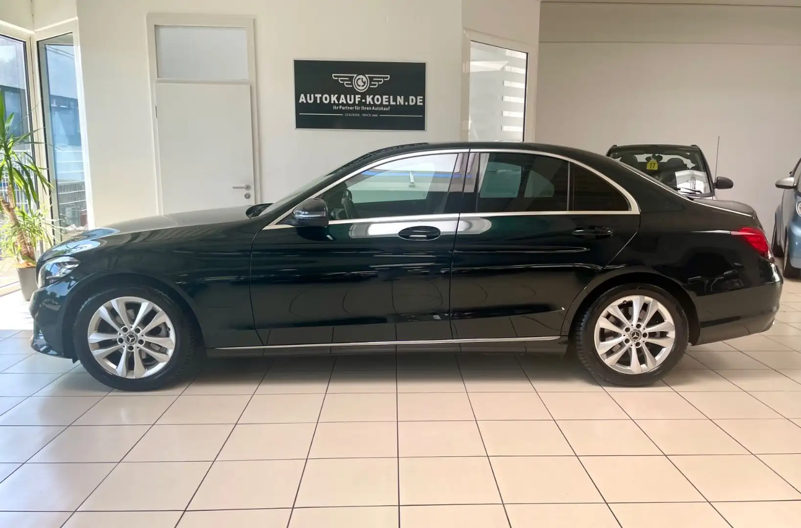 Mercedes-Benz C 180 CGI Avantgarde/Navi/LED/Teilleder/Alus Green - 2
