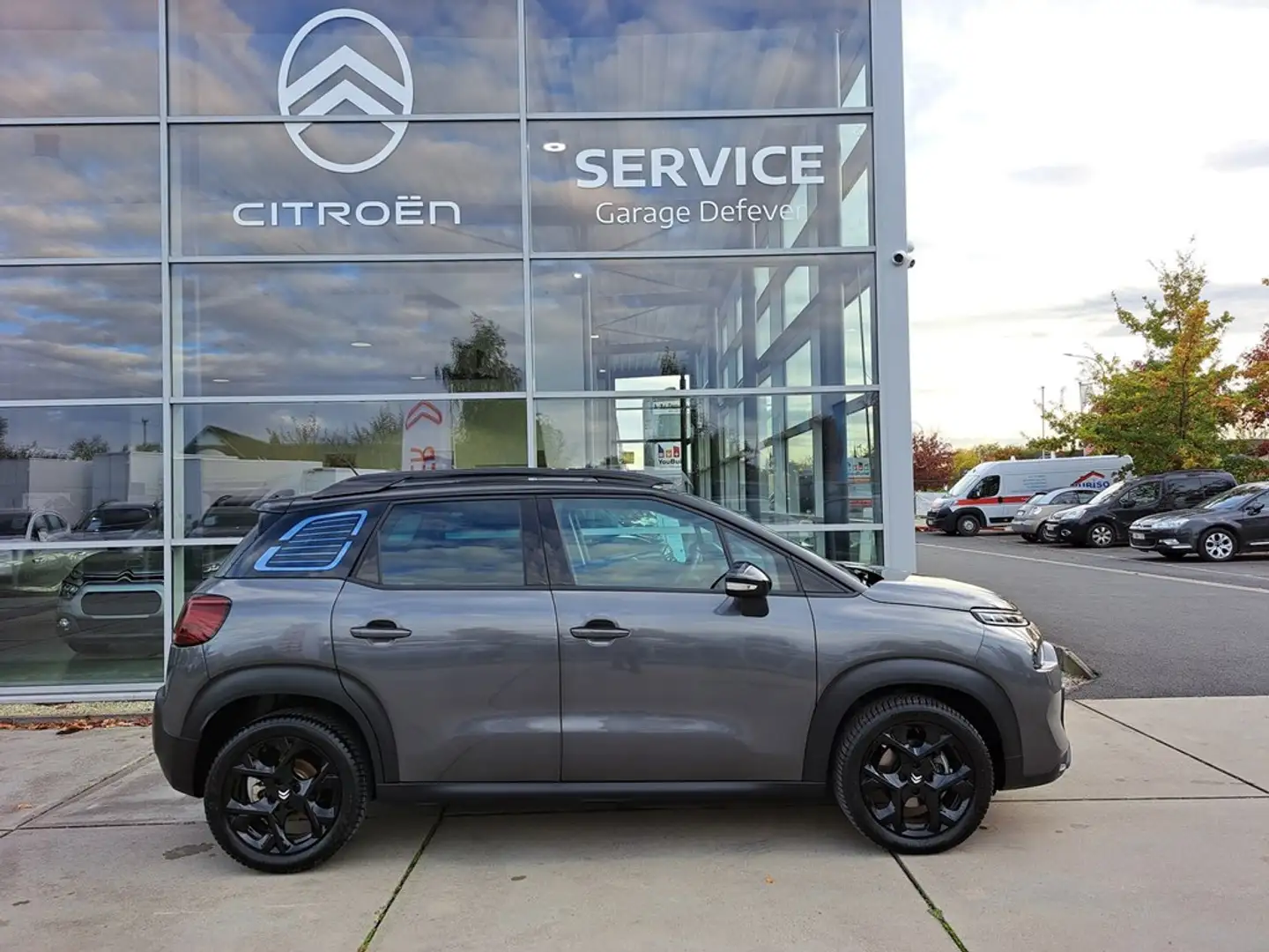 Citroen C3 Aircross 1.2 PureTech 110 MAX S&S Grijs - 1