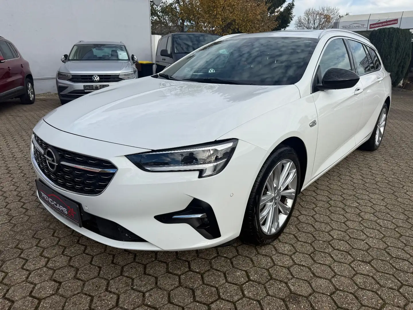 Opel Insignia B Sports Tourer Business Elegance Blanc - 1