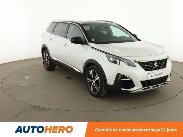 Peugeot 5008 view 8