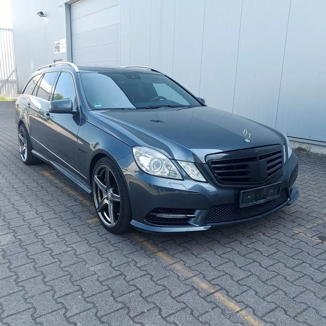 Mercedes-Benz E 50 AMG E -Klasse T-Modell E 500 AMG Line 4Matic Luft siva - 2