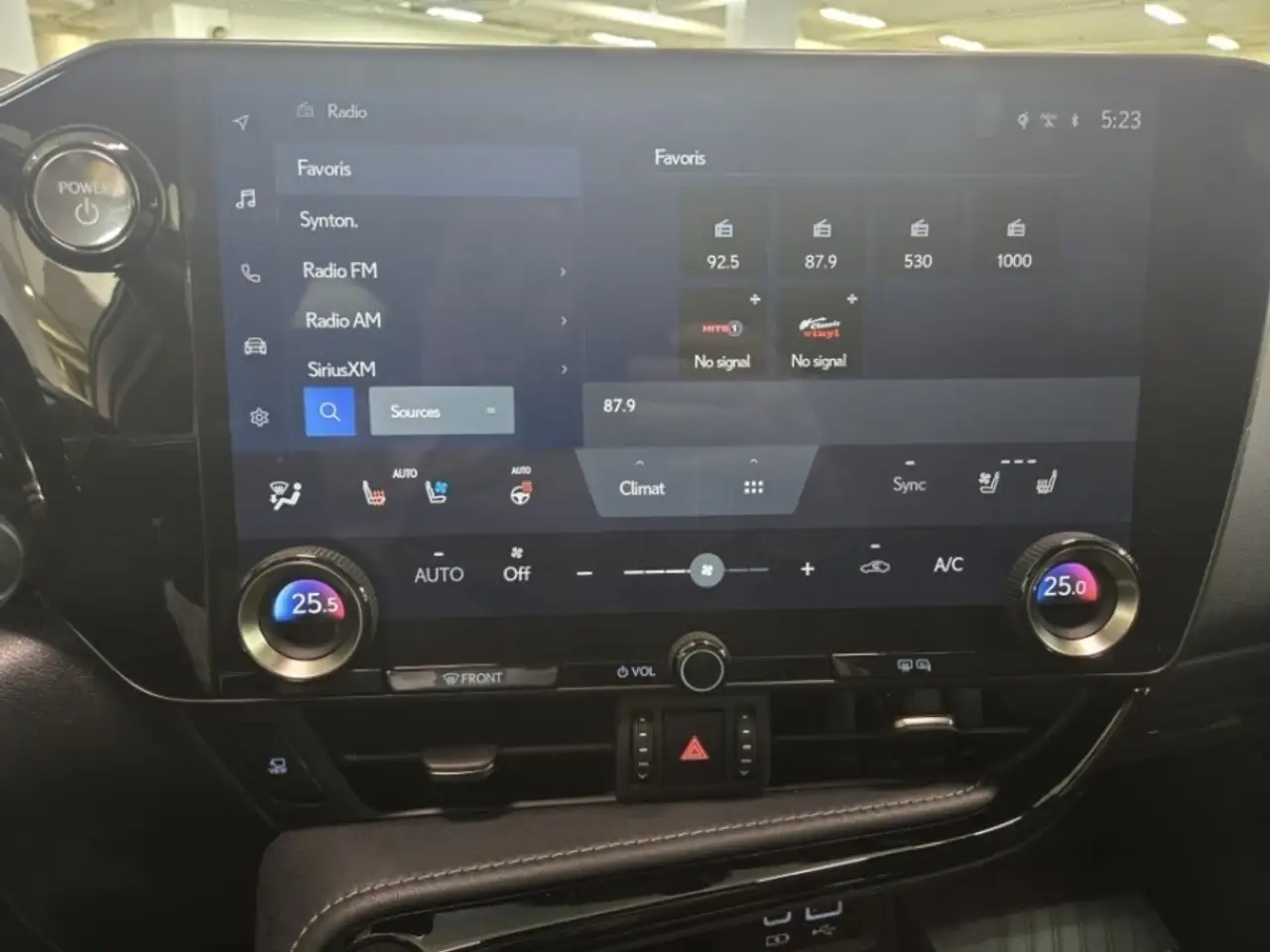 Lexus NX снимка Lexus NX