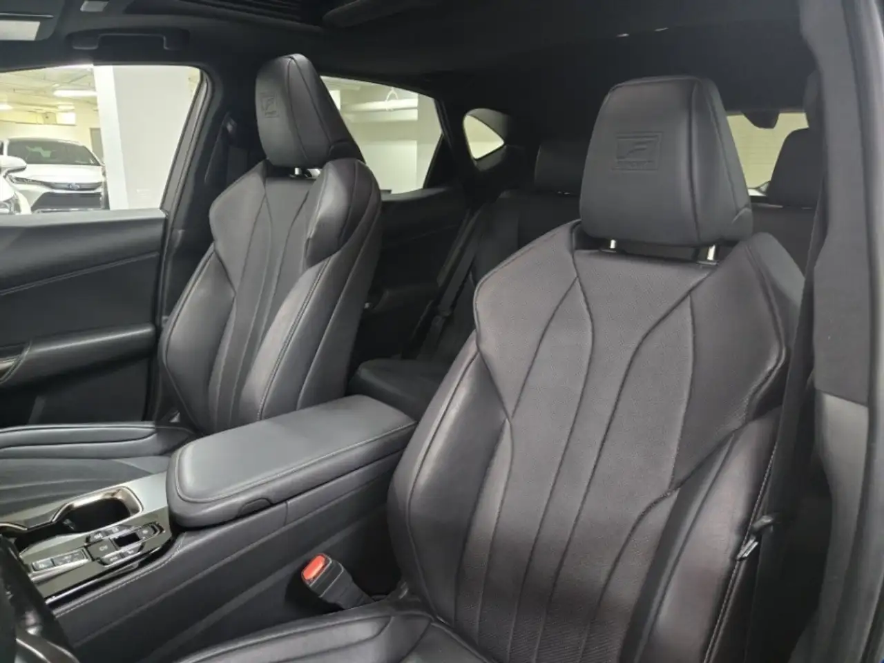 Lexus NX снимка Lexus NX