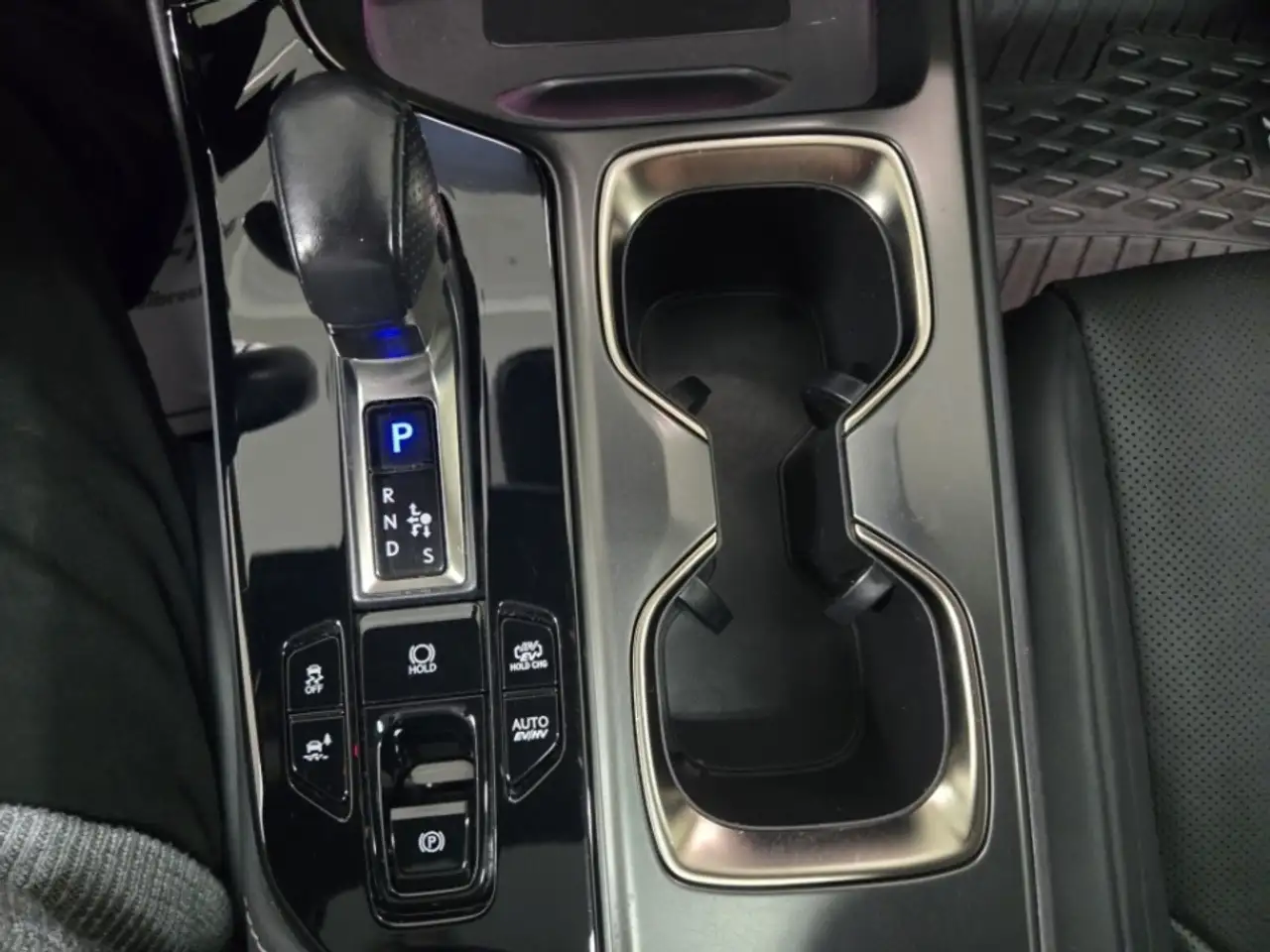 Lexus NX снимка Lexus NX