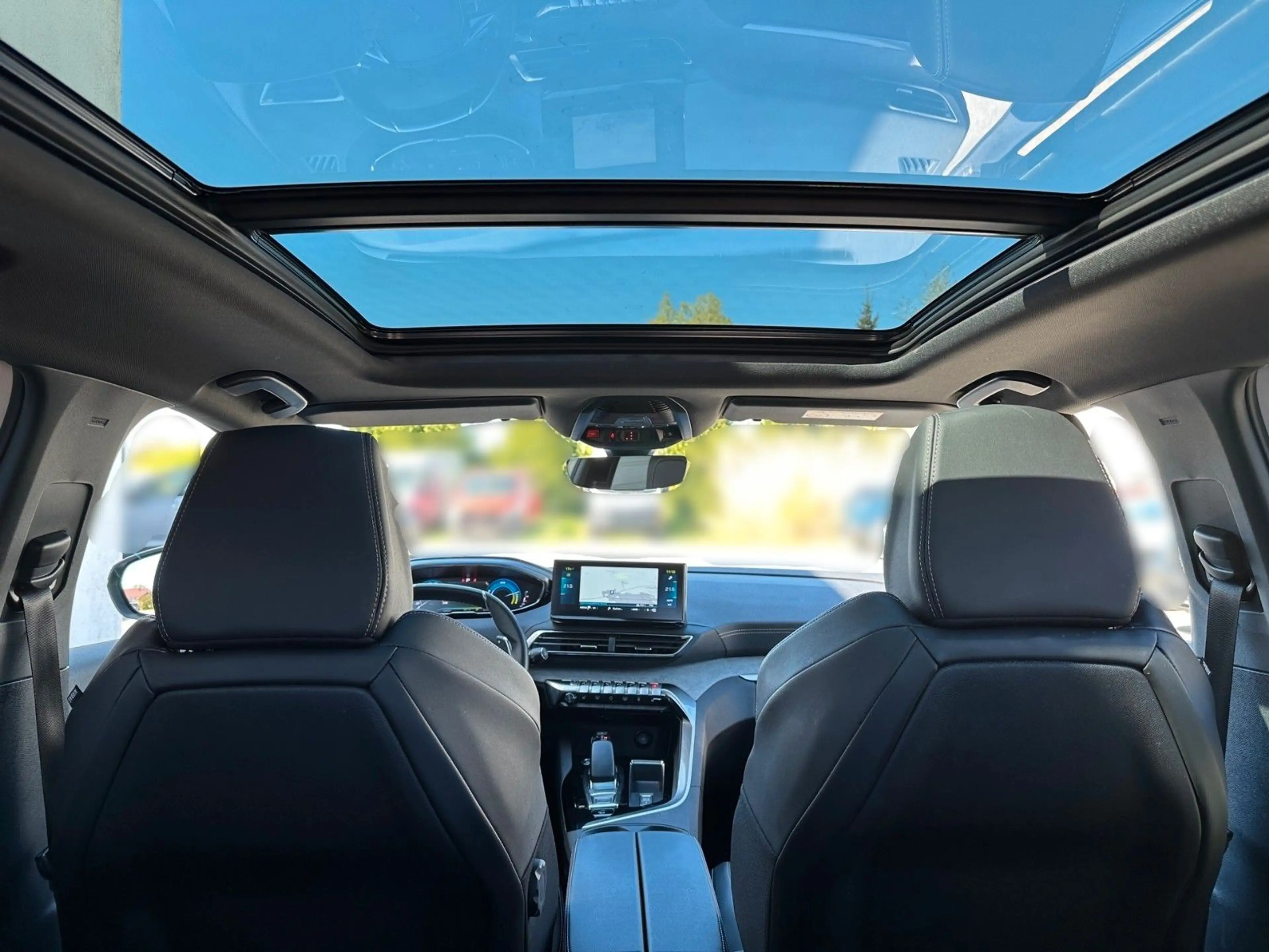 Peugeot 3008 Hybrid4 300 GT Pack *Alcantara*Focal*Panora — photo 13