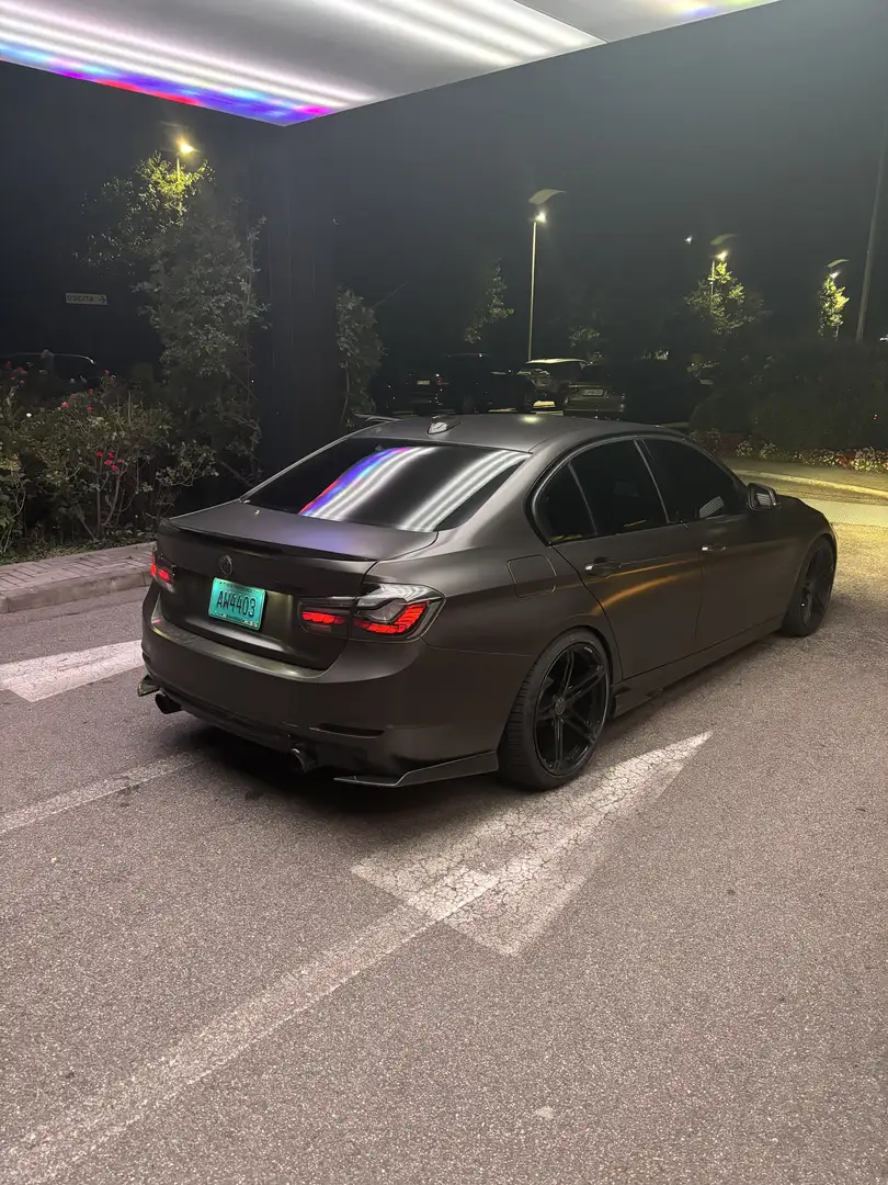 BMW 335 335i Aut. Luxury Line - 1