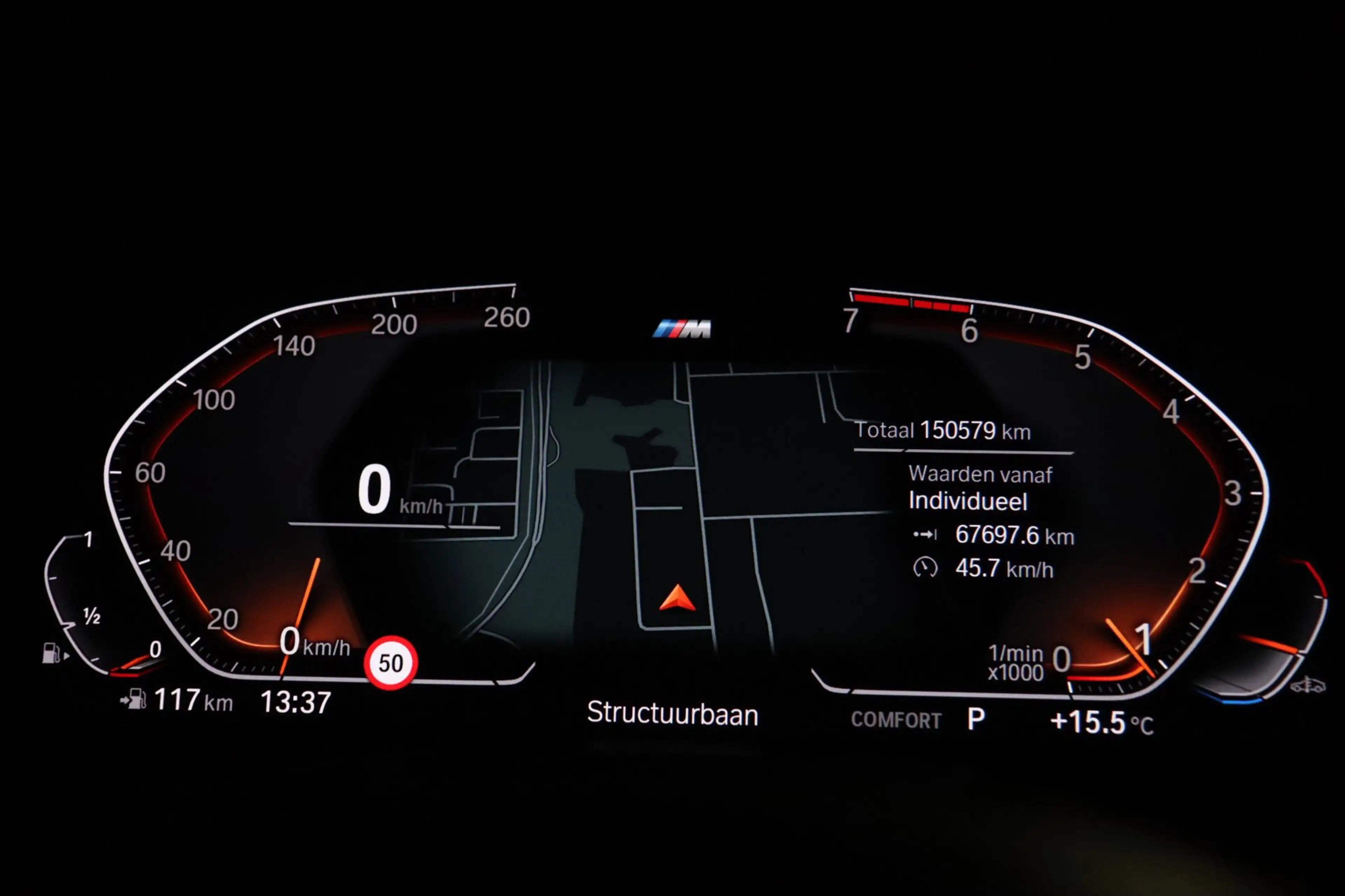 BMW X4 XDrive20i M Sport / PANO / MEMORY / HUD / 360 / AC — photo 7