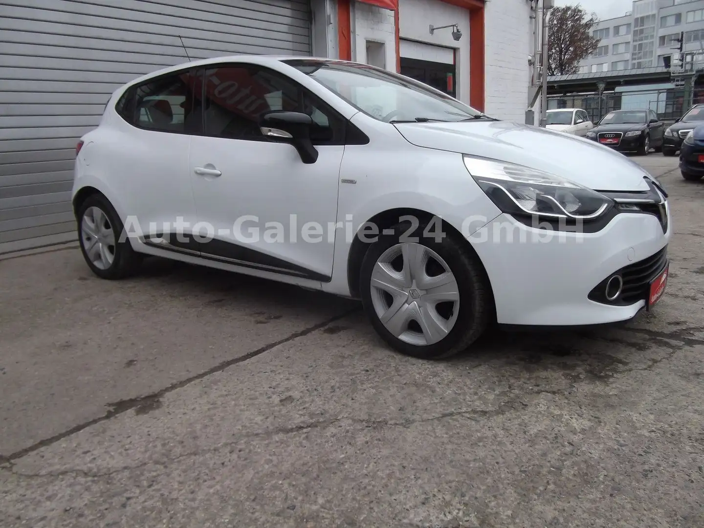 Renault Clio IV 1,2i Limited Navi, Klima Bianco - 1