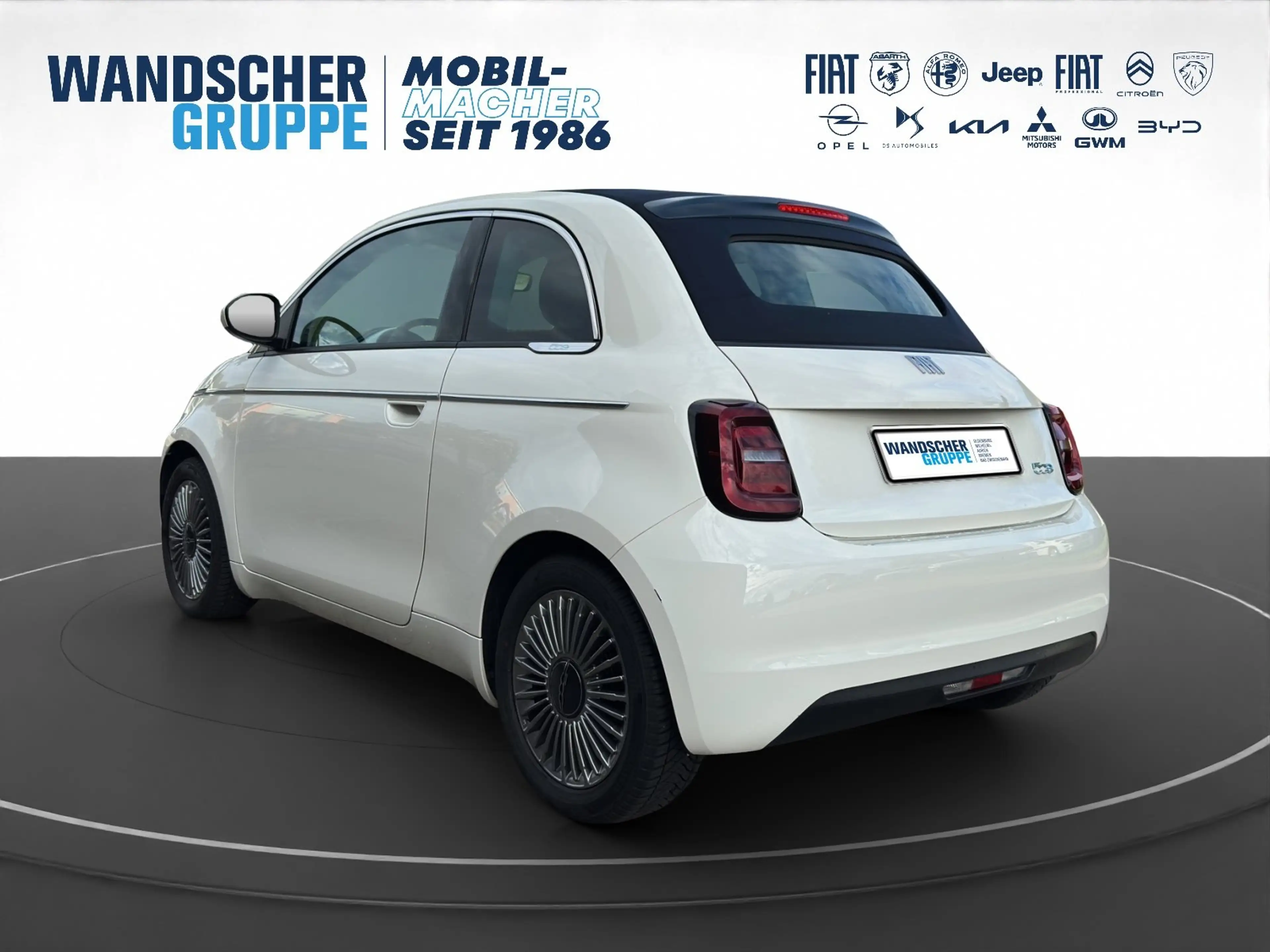 Fiat 500e Cabrio CARPLAY KLIMAA LKA — photo 4