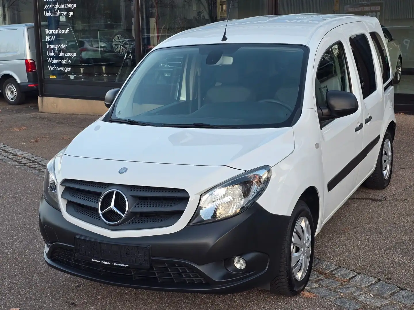 Mercedes-Benz Citan 108 CDI Tourer Lang Klima AHK Blanc - 2