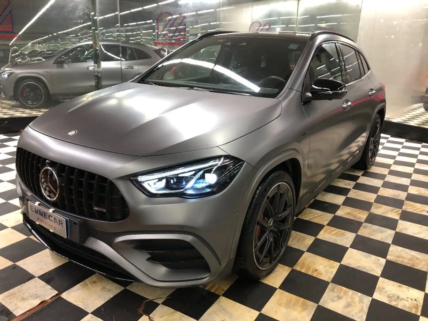 Mercedes-Benz G LA 35 4Matic AMG Premium Plus Grigio - 1