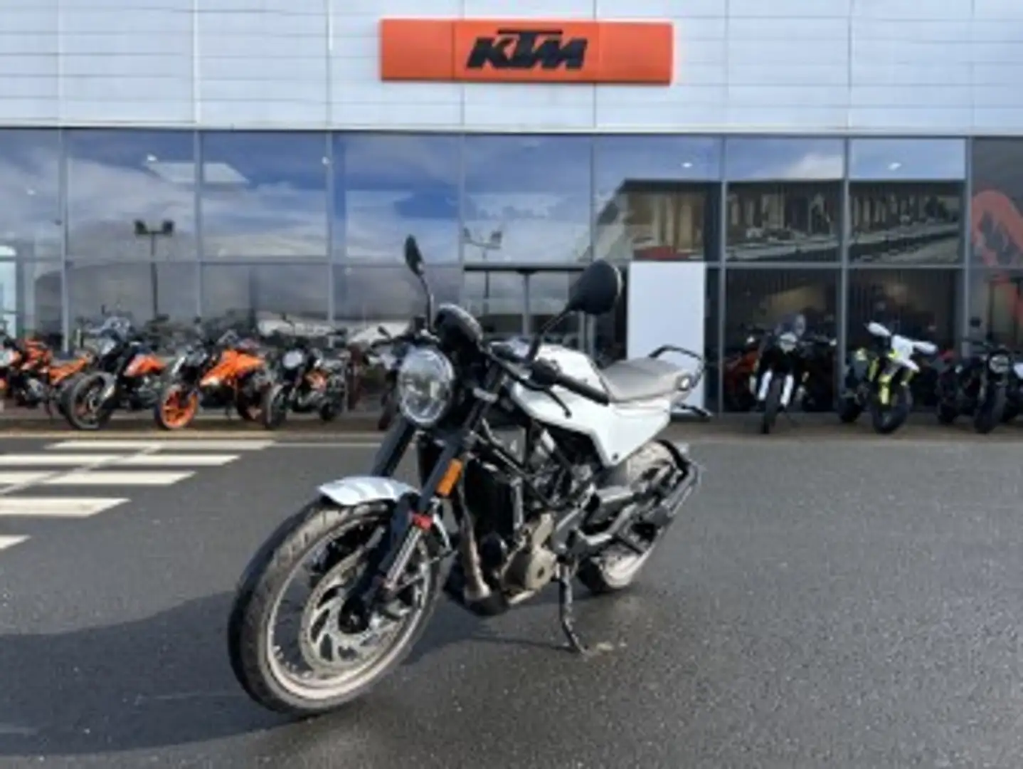 Husqvarna Vitpilen Fehér - 2