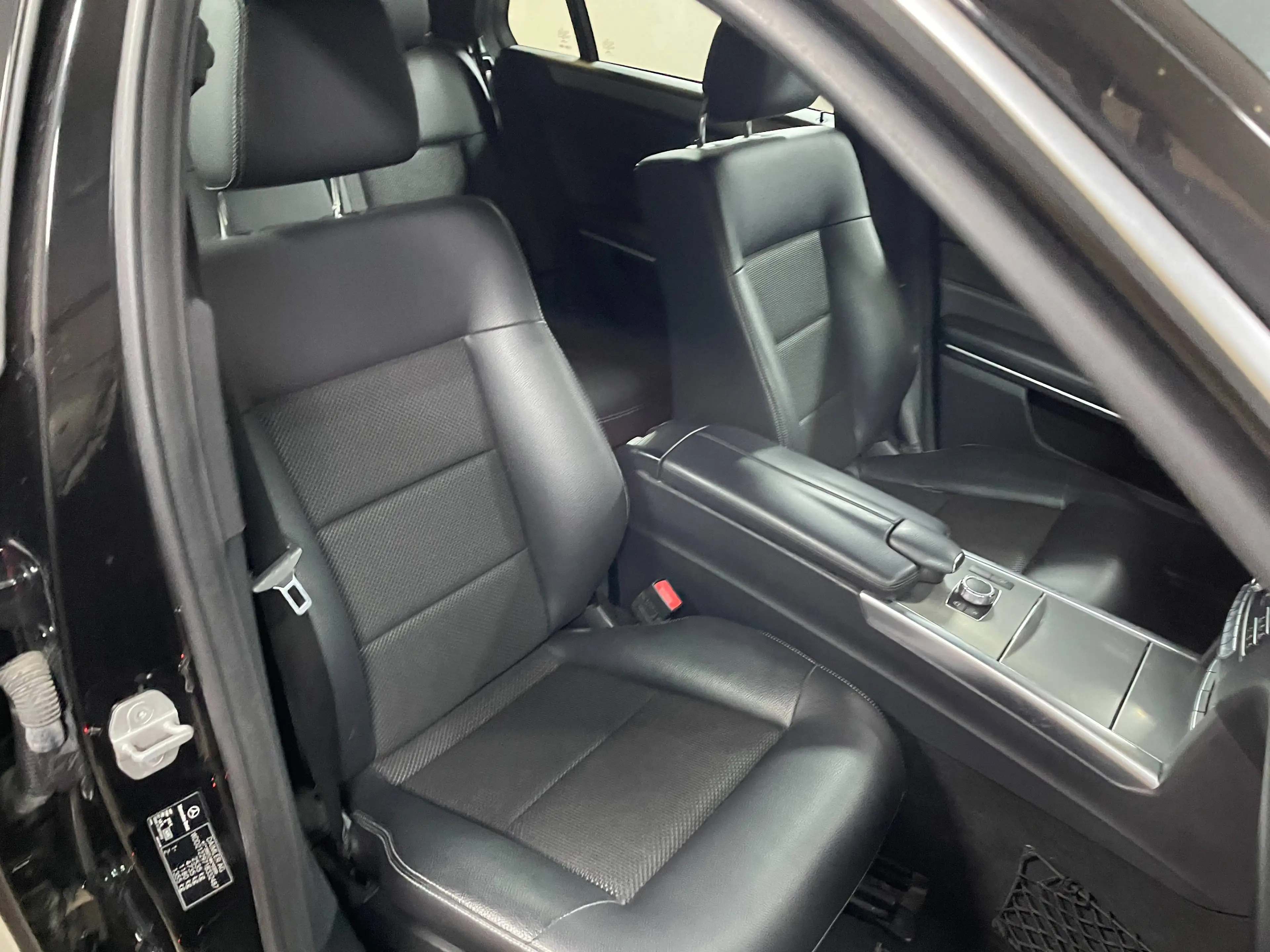 Mercedes-Benz E 250 E 250 BlueTec 4Matic (212.297) — photo 5